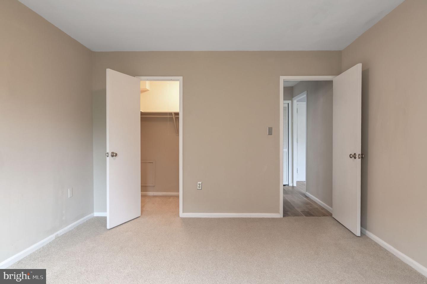 1200 S ARLINGTON RIDGE RD #205, ARLINGTON, Virginia 22202, 1 Bedroom Bedrooms, ,1 BathroomBathrooms,Residential,For sale,1200 S ARLINGTON RIDGE RD #205,VAAR2058492 MLS # VAAR2058492