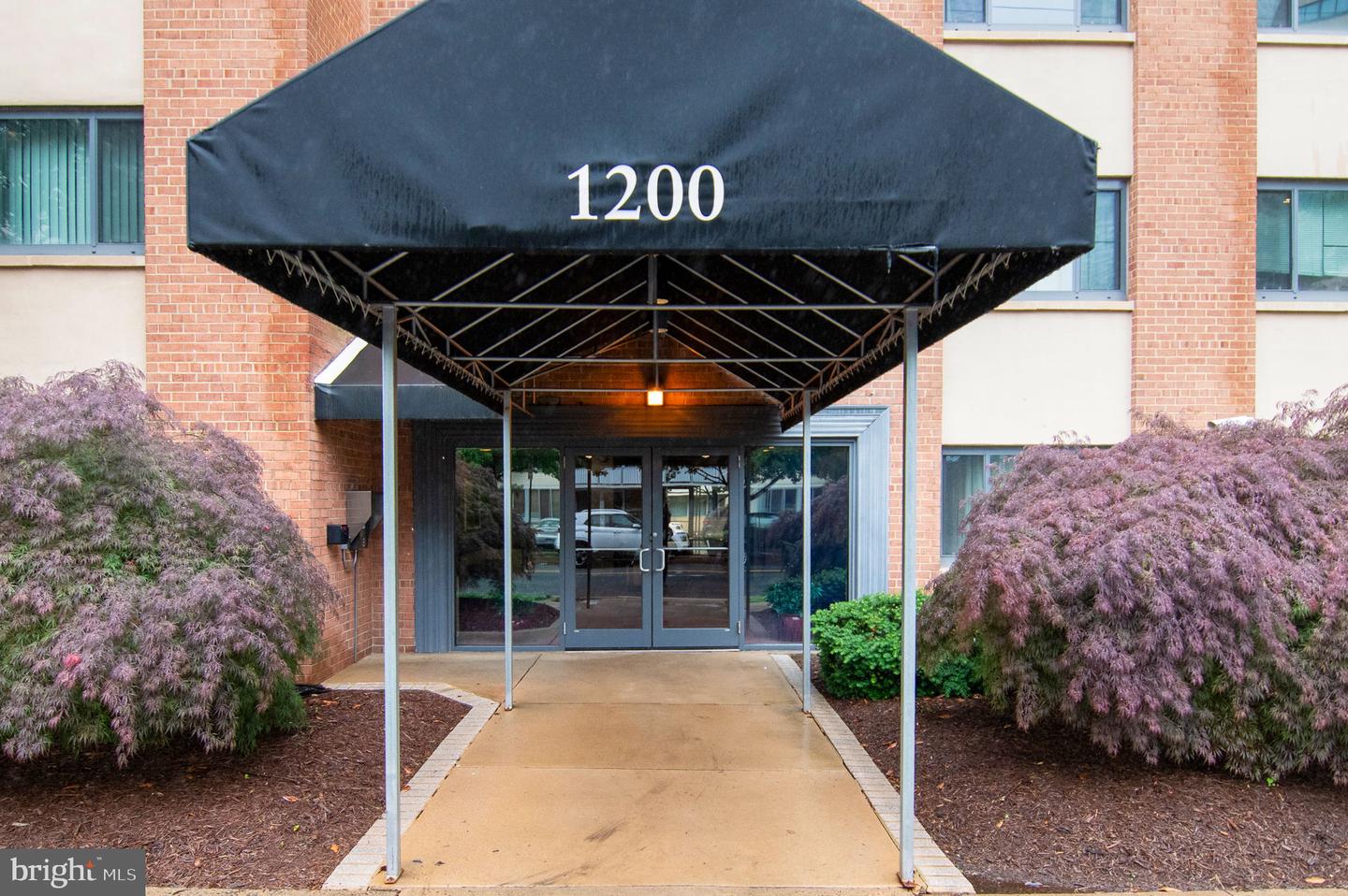 1200 S ARLINGTON RIDGE RD #205, ARLINGTON, Virginia 22202, 1 Bedroom Bedrooms, ,1 BathroomBathrooms,Residential,For sale,1200 S ARLINGTON RIDGE RD #205,VAAR2058492 MLS # VAAR2058492