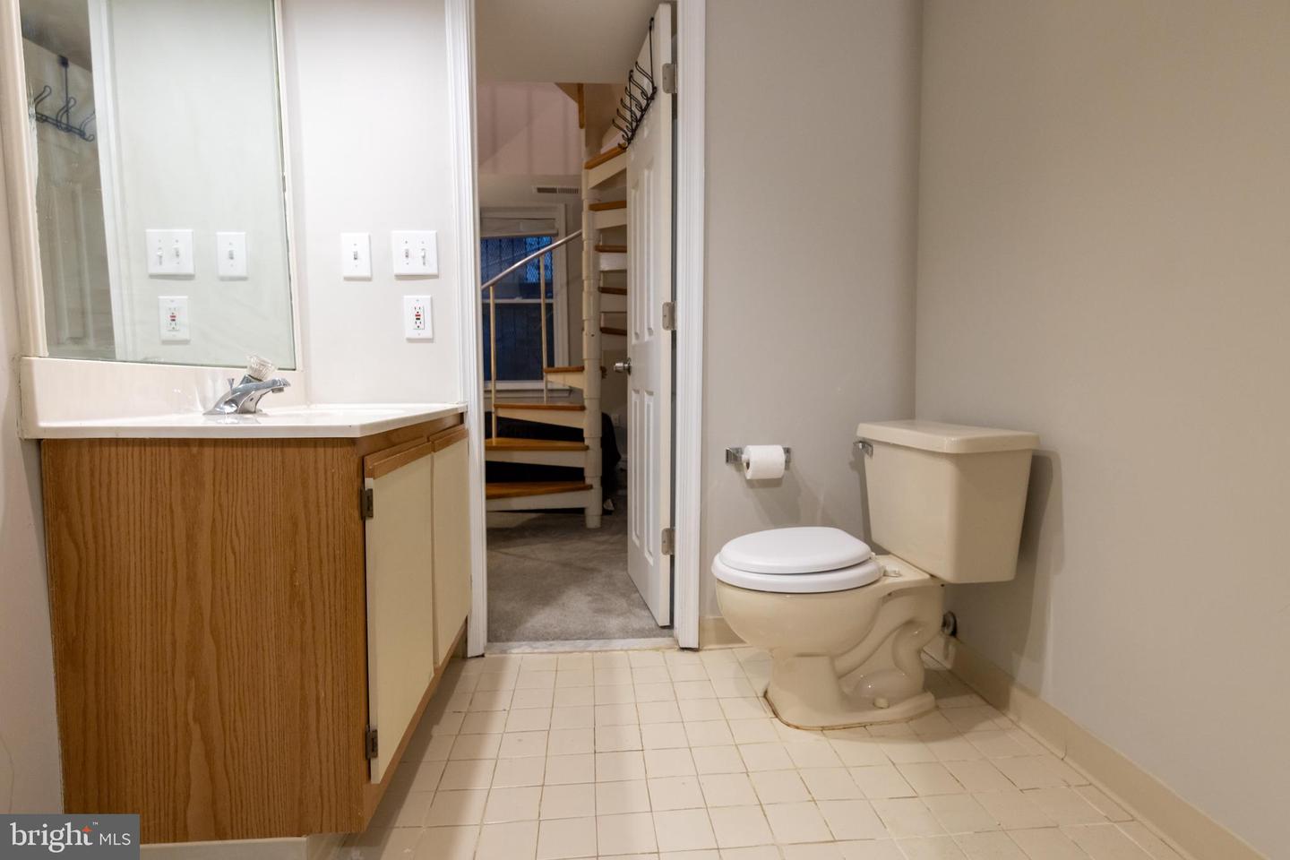 1731 WILLARD ST NW #102, WASHINGTON, District Of Columbia 20009, 1 Bedroom Bedrooms, ,2 BathroomsBathrooms,Residential,For sale,1731 WILLARD ST NW #102,DCDC2203100 MLS # DCDC2203100