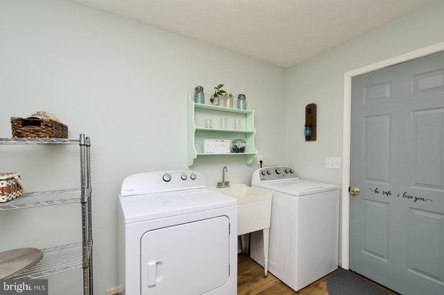 860 HARTWOOD RD, FREDERICKSBURG, Virginia 22406, 5 Bedrooms Bedrooms, ,2 BathroomsBathrooms,Residential,For sale,860 HARTWOOD RD,VAST2039312 MLS # VAST2039312