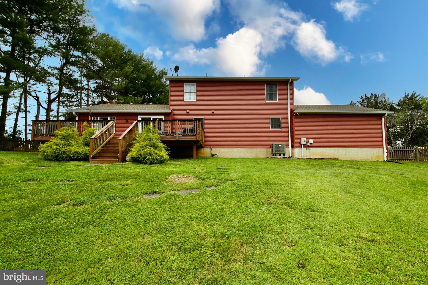 860 HARTWOOD RD, FREDERICKSBURG, Virginia 22406, 5 Bedrooms Bedrooms, ,2 BathroomsBathrooms,Residential,For sale,860 HARTWOOD RD,VAST2039312 MLS # VAST2039312