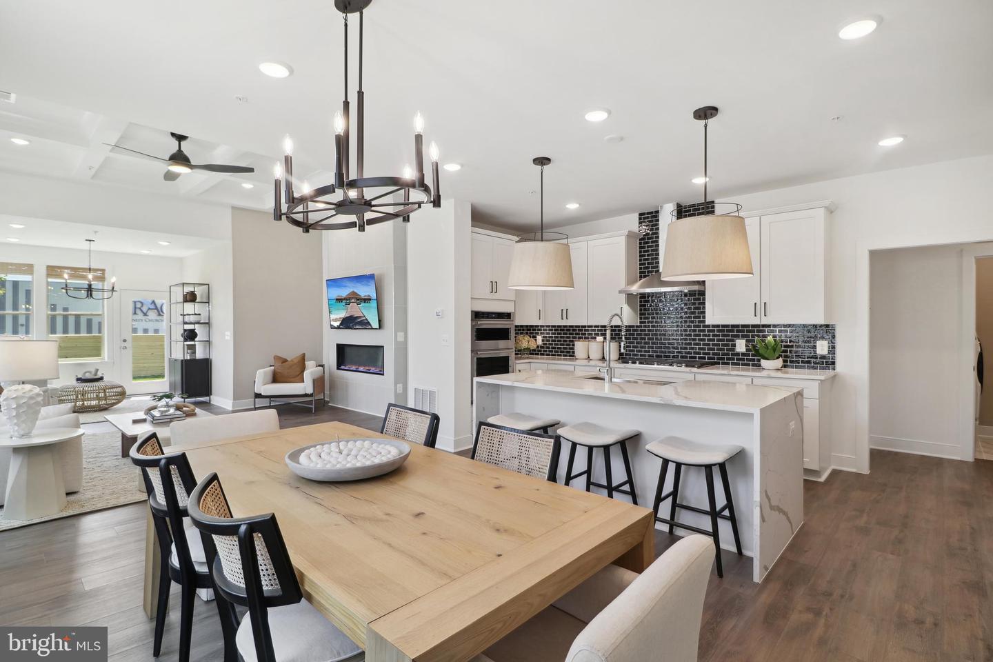15426 CITRINE WAY, HAYMARKET, Virginia 20169, 3 Bedrooms Bedrooms, ,3 BathroomsBathrooms,Residential,For sale,15426 CITRINE WAY,VAPW2095894 MLS # VAPW2095894