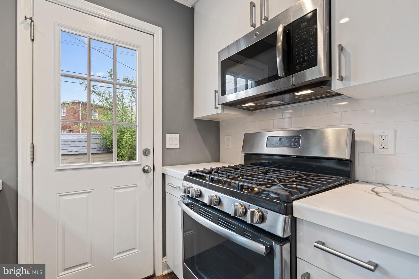 5054 8TH ST NE, WASHINGTON, District Of Columbia 20017, 3 Bedrooms Bedrooms, 8 Rooms Rooms,2 BathroomsBathrooms,Residential,For sale,5054 8TH ST NE,DCDC2203326 MLS # DCDC2203326