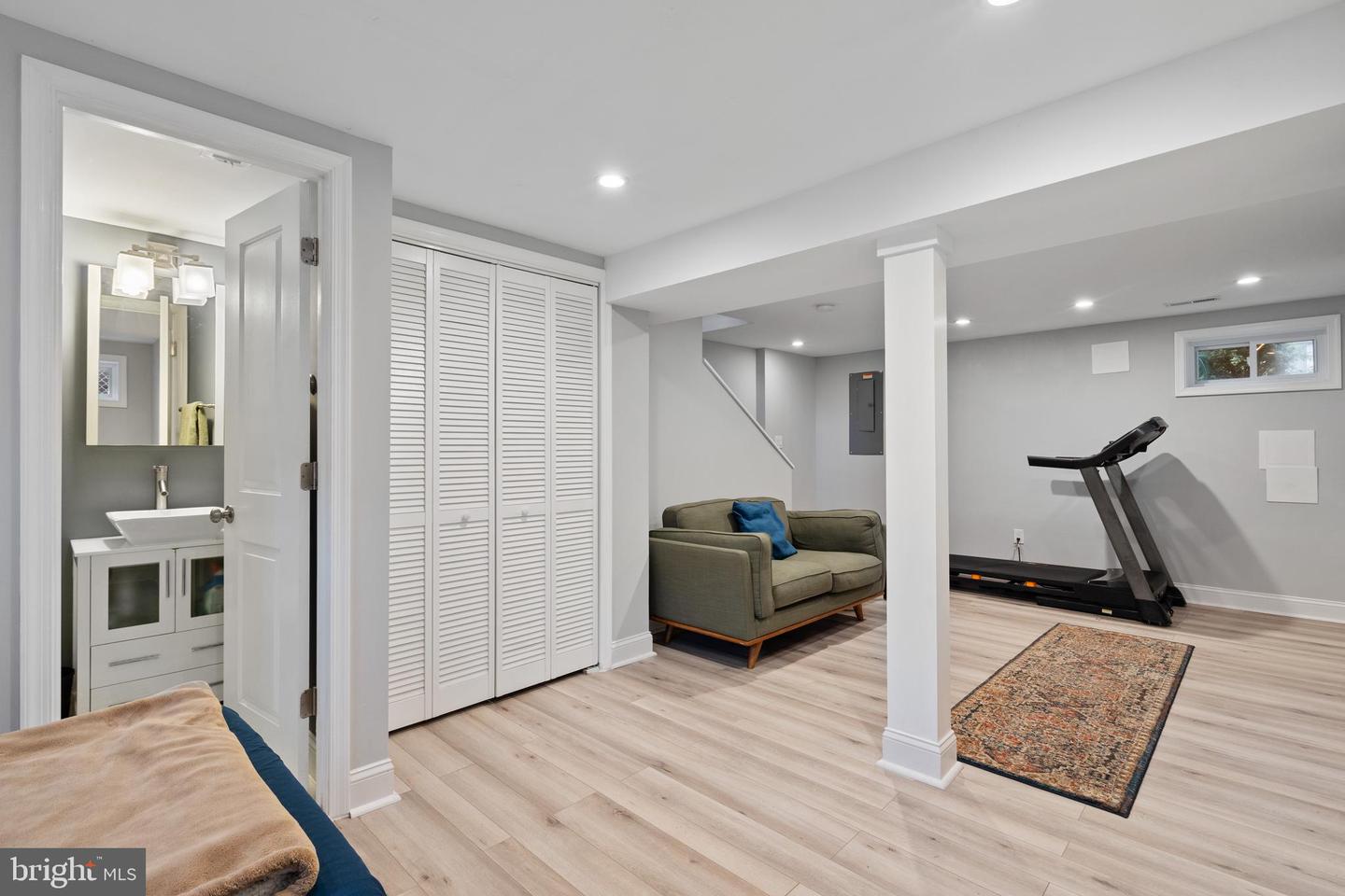 5054 8TH ST NE, WASHINGTON, District Of Columbia 20017, 3 Bedrooms Bedrooms, 8 Rooms Rooms,2 BathroomsBathrooms,Residential,For sale,5054 8TH ST NE,DCDC2203326 MLS # DCDC2203326