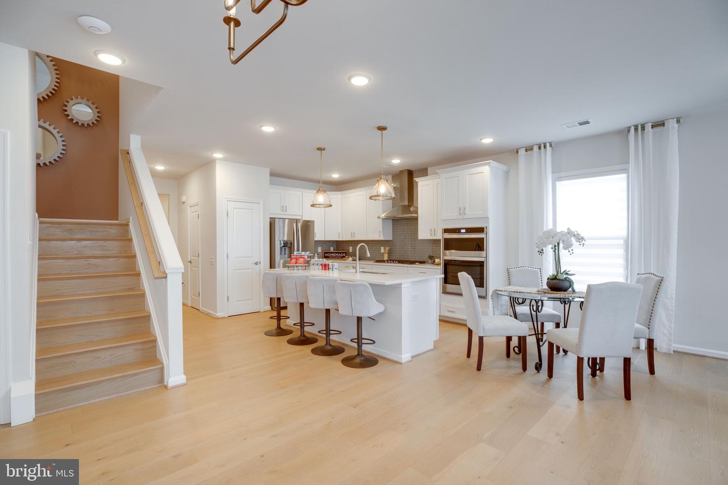 6868 MOONSTONE PEONY LN, HAYMARKET, Virginia 20169, 3 Bedrooms Bedrooms, ,3 BathroomsBathrooms,Residential,For sale,6868 MOONSTONE PEONY LN,VAPW2095924 MLS # VAPW2095924