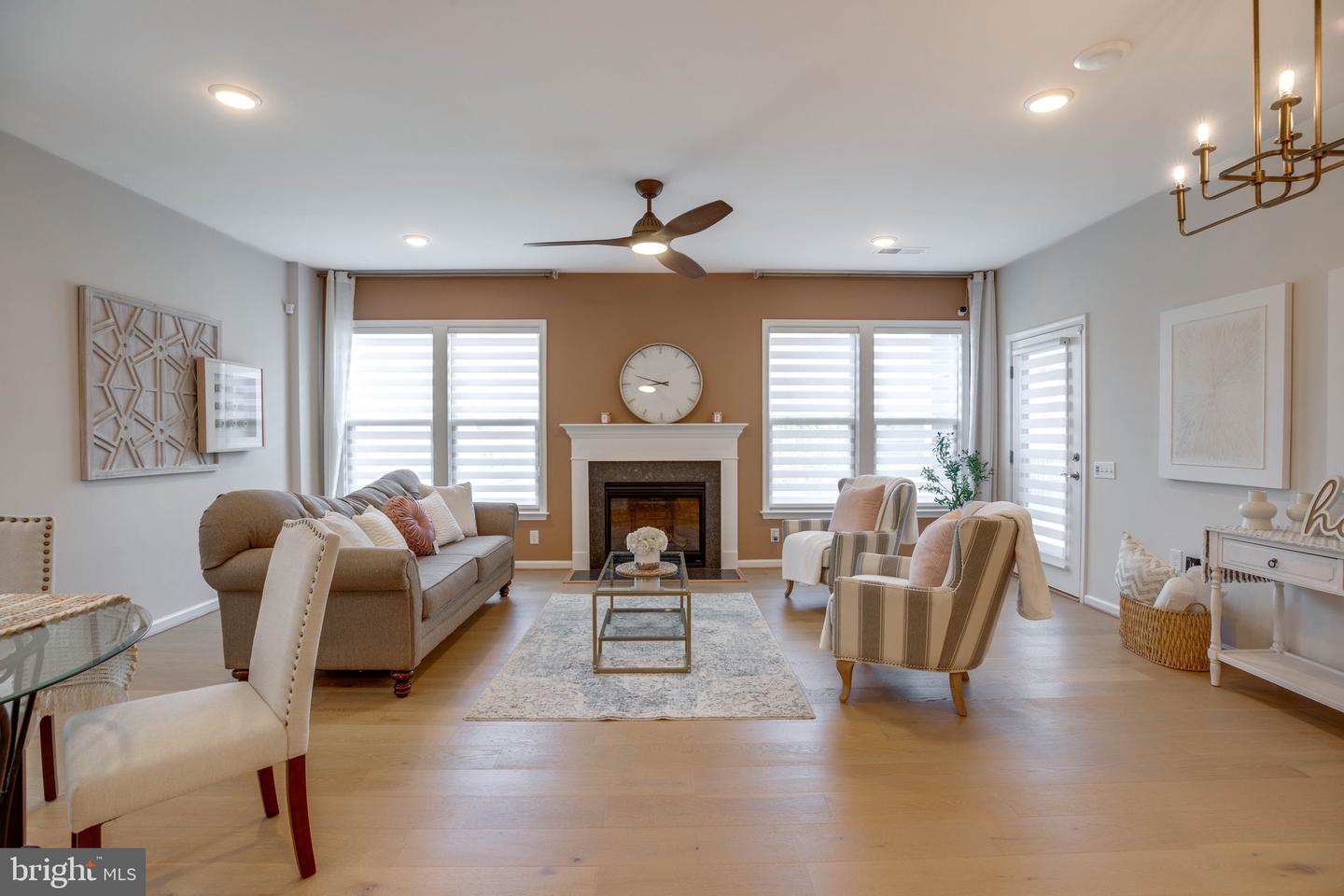 6868 MOONSTONE PEONY LN, HAYMARKET, Virginia 20169, 3 Bedrooms Bedrooms, ,3 BathroomsBathrooms,Residential,For sale,6868 MOONSTONE PEONY LN,VAPW2095924 MLS # VAPW2095924