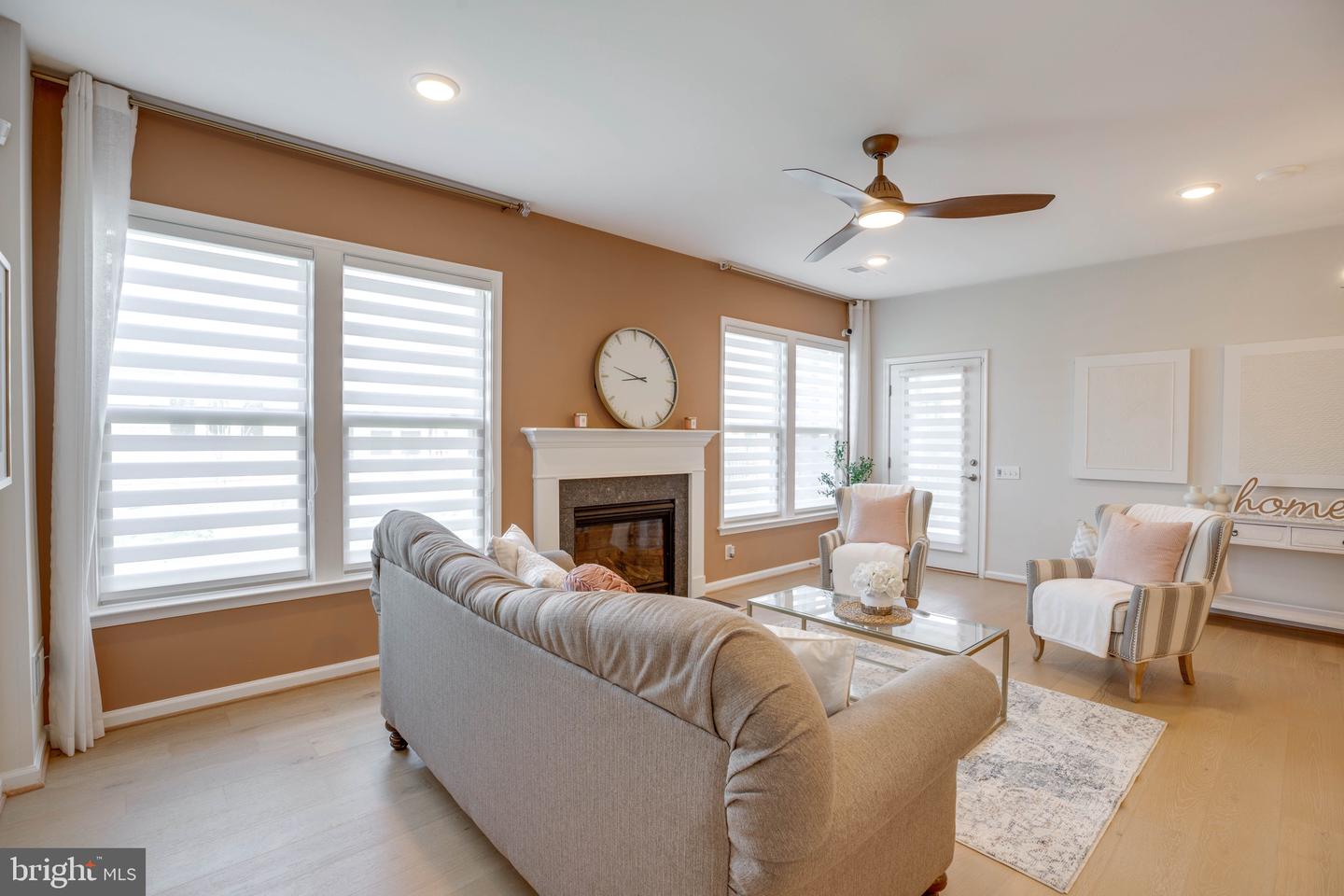6868 MOONSTONE PEONY LN, HAYMARKET, Virginia 20169, 3 Bedrooms Bedrooms, ,3 BathroomsBathrooms,Residential,For sale,6868 MOONSTONE PEONY LN,VAPW2095924 MLS # VAPW2095924