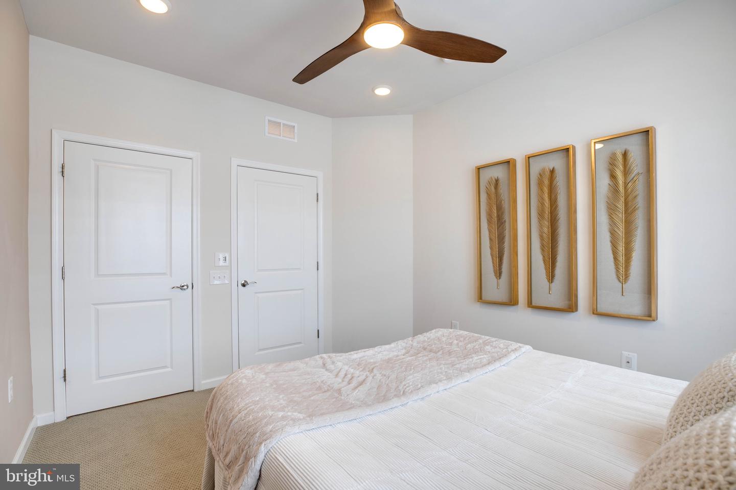 6868 MOONSTONE PEONY LN, HAYMARKET, Virginia 20169, 3 Bedrooms Bedrooms, ,3 BathroomsBathrooms,Residential,For sale,6868 MOONSTONE PEONY LN,VAPW2095924 MLS # VAPW2095924
