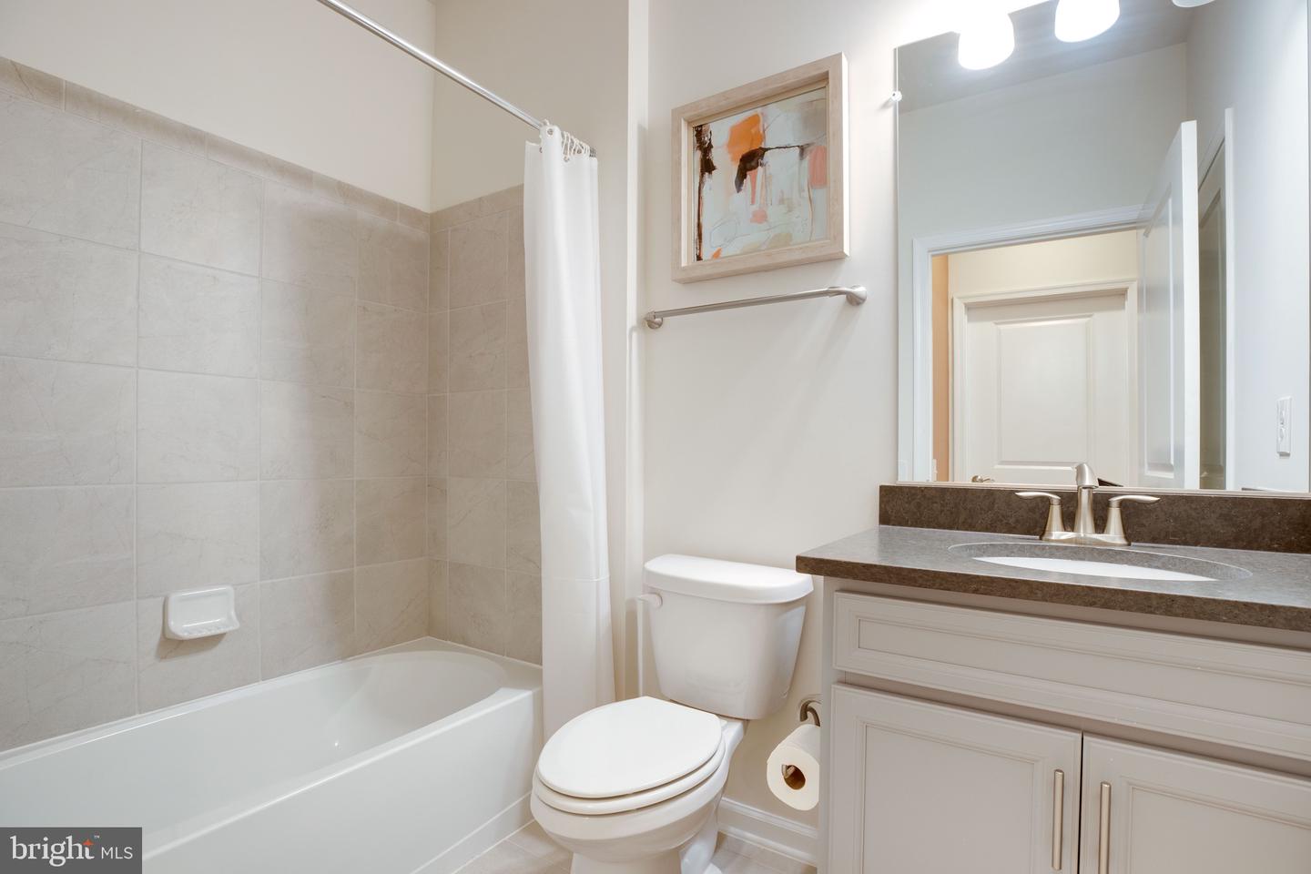 6868 MOONSTONE PEONY LN, HAYMARKET, Virginia 20169, 3 Bedrooms Bedrooms, ,3 BathroomsBathrooms,Residential,For sale,6868 MOONSTONE PEONY LN,VAPW2095924 MLS # VAPW2095924