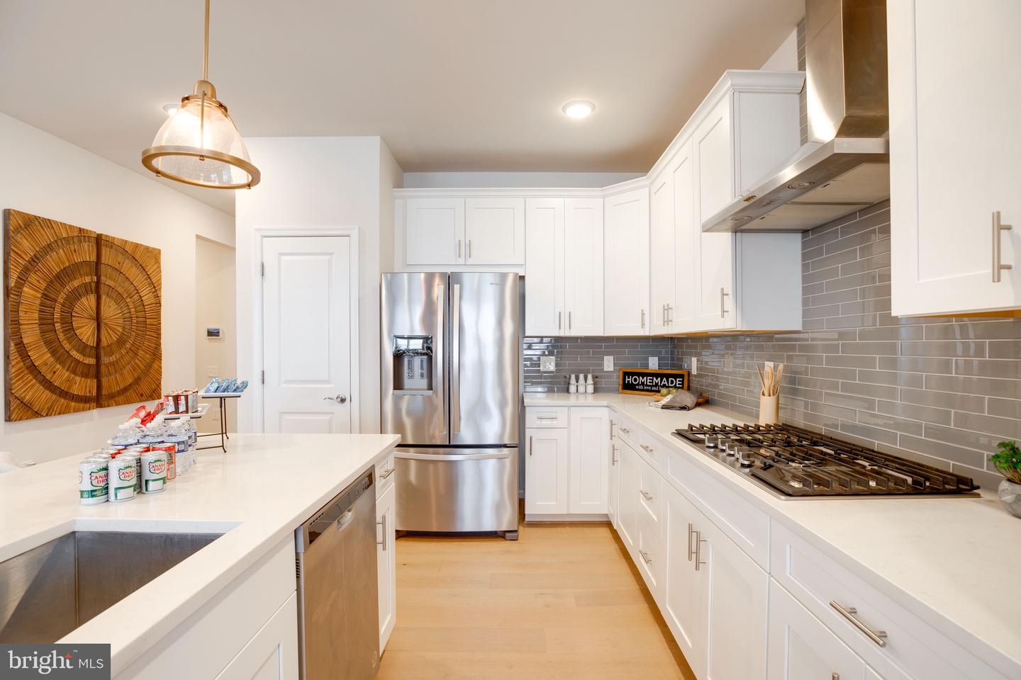 6868 MOONSTONE PEONY LN, HAYMARKET, Virginia 20169, 3 Bedrooms Bedrooms, ,3 BathroomsBathrooms,Residential,For sale,6868 MOONSTONE PEONY LN,VAPW2095924 MLS # VAPW2095924