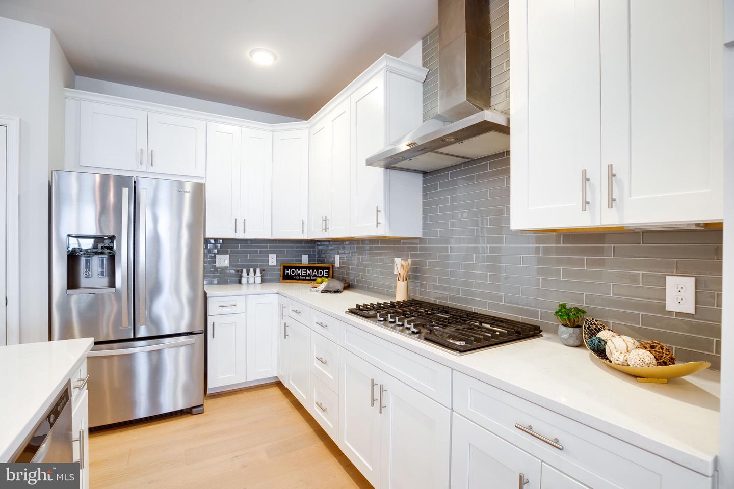 6868 MOONSTONE PEONY LN, HAYMARKET, Virginia 20169, 3 Bedrooms Bedrooms, ,3 BathroomsBathrooms,Residential,For sale,6868 MOONSTONE PEONY LN,VAPW2095924 MLS # VAPW2095924