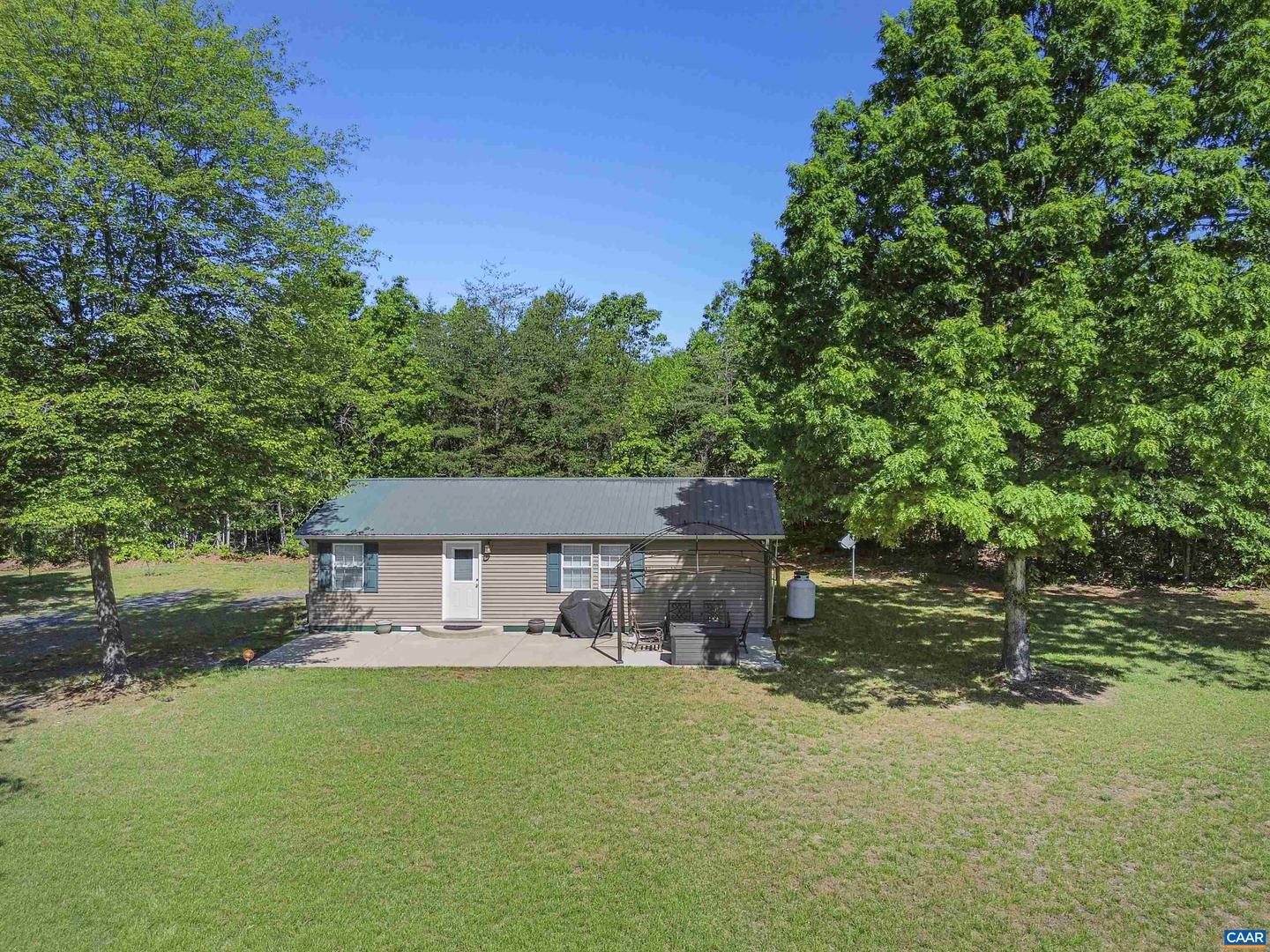 10239 HOWARDSVILLE RD, HOWARDSVILLE, Virginia 24562, 2 Bedrooms Bedrooms, ,1 BathroomBathrooms,Residential,For sale,10239 HOWARDSVILLE RD,665163 MLS # 665163