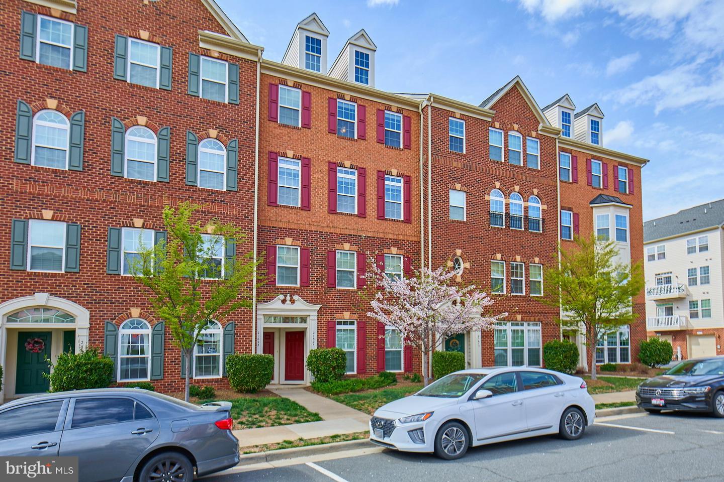 21623 ROMANS DR, ASHBURN, Virginia 20147, 3 Bedrooms Bedrooms, ,2 BathroomsBathrooms,Residential,For sale,21623 ROMANS DR,VALO2098502 MLS # VALO2098502