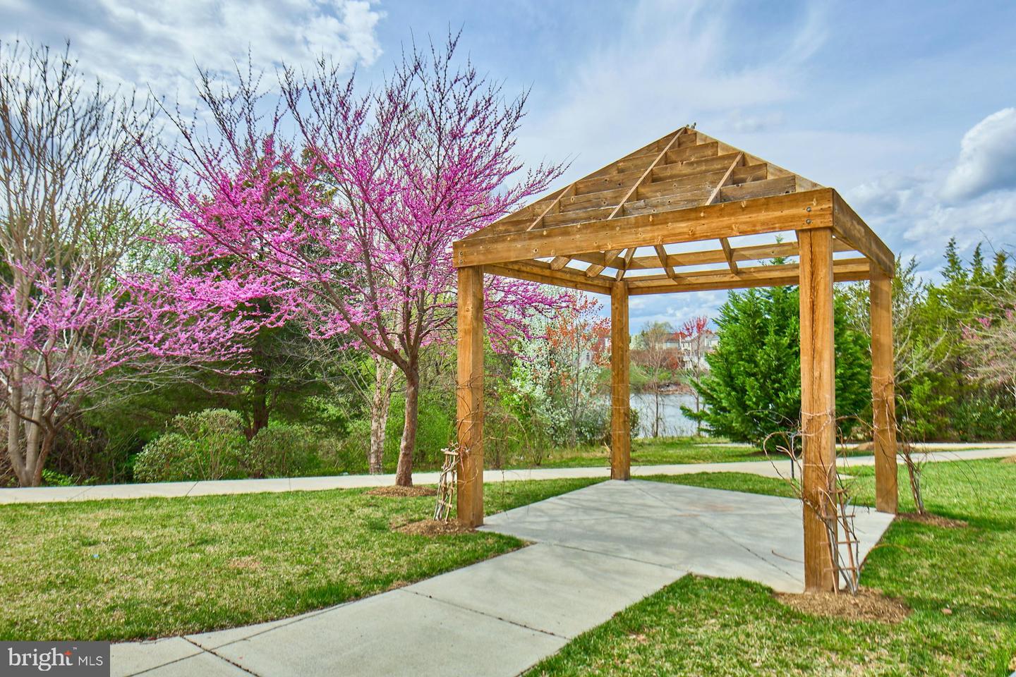 21623 ROMANS DR, ASHBURN, Virginia 20147, 3 Bedrooms Bedrooms, ,2 BathroomsBathrooms,Residential,For sale,21623 ROMANS DR,VALO2098502 MLS # VALO2098502