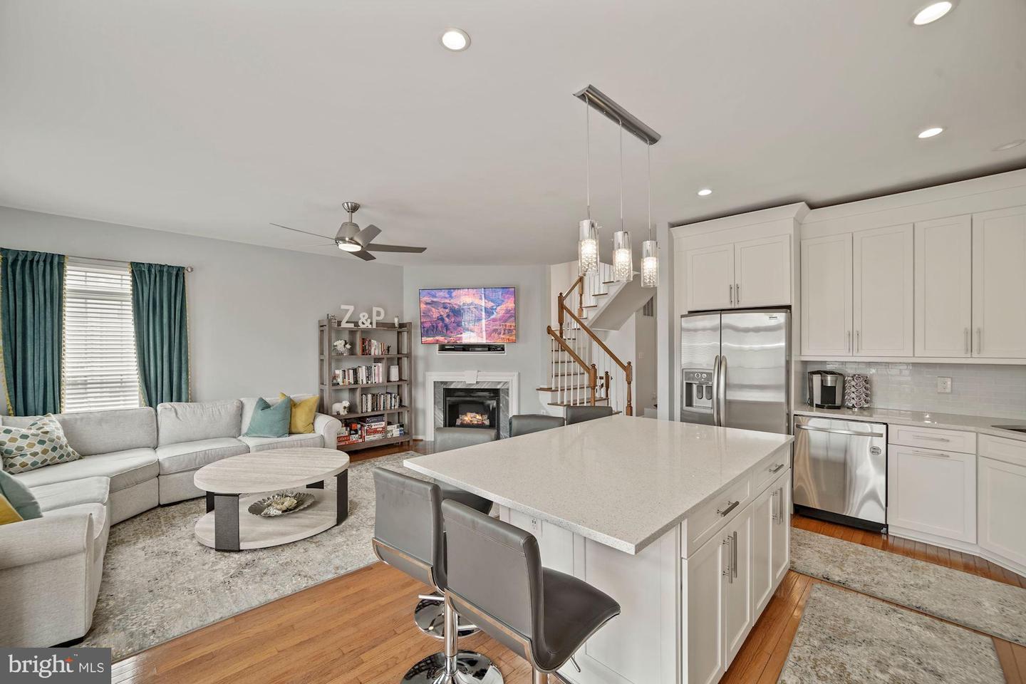 7261 CASTLEFIELD WAY, SPRINGFIELD, Virginia 22150, 3 Bedrooms Bedrooms, ,3 BathroomsBathrooms,Residential,For sale,7261 CASTLEFIELD WAY,VAFX2244758 MLS # VAFX2244758