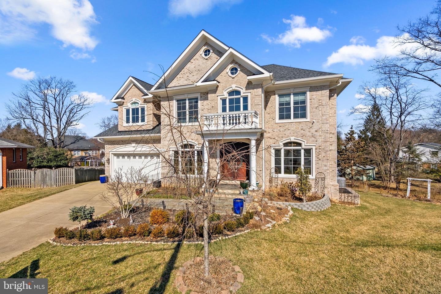 1718 CHATEAU CT, MCLEAN, Virginia 22101, 6 Bedrooms Bedrooms, ,6 BathroomsBathrooms,Residential,For sale,1718 CHATEAU CT,VAFX2244760 MLS # VAFX2244760