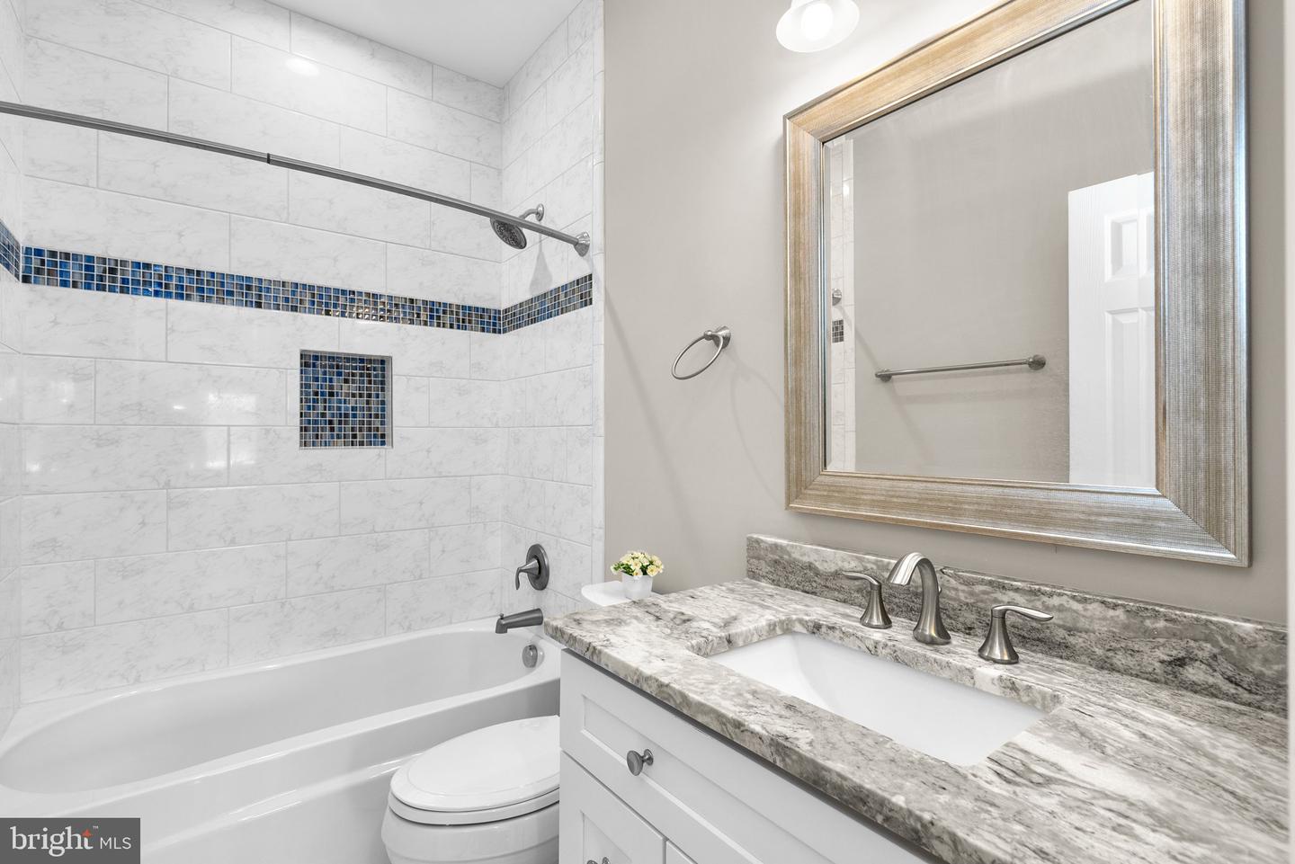 1718 CHATEAU CT, MCLEAN, Virginia 22101, 6 Bedrooms Bedrooms, ,6 BathroomsBathrooms,Residential,For sale,1718 CHATEAU CT,VAFX2244760 MLS # VAFX2244760