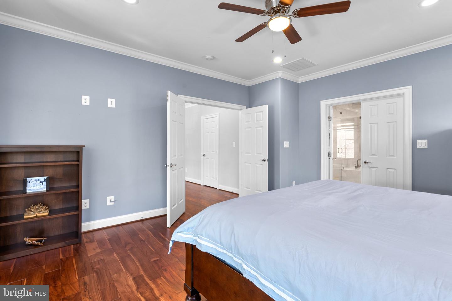 1718 CHATEAU CT, MCLEAN, Virginia 22101, 6 Bedrooms Bedrooms, ,6 BathroomsBathrooms,Residential,For sale,1718 CHATEAU CT,VAFX2244760 MLS # VAFX2244760