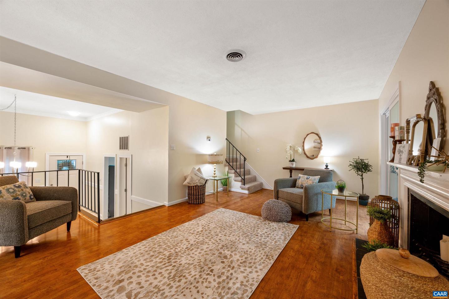 147 SCARBOROUGH PL, CHARLOTTESVILLE, Virginia 22903, 3 Bedrooms Bedrooms, ,2 BathroomsBathrooms,Residential,For sale,147 SCARBOROUGH PL,665261 MLS # 665261