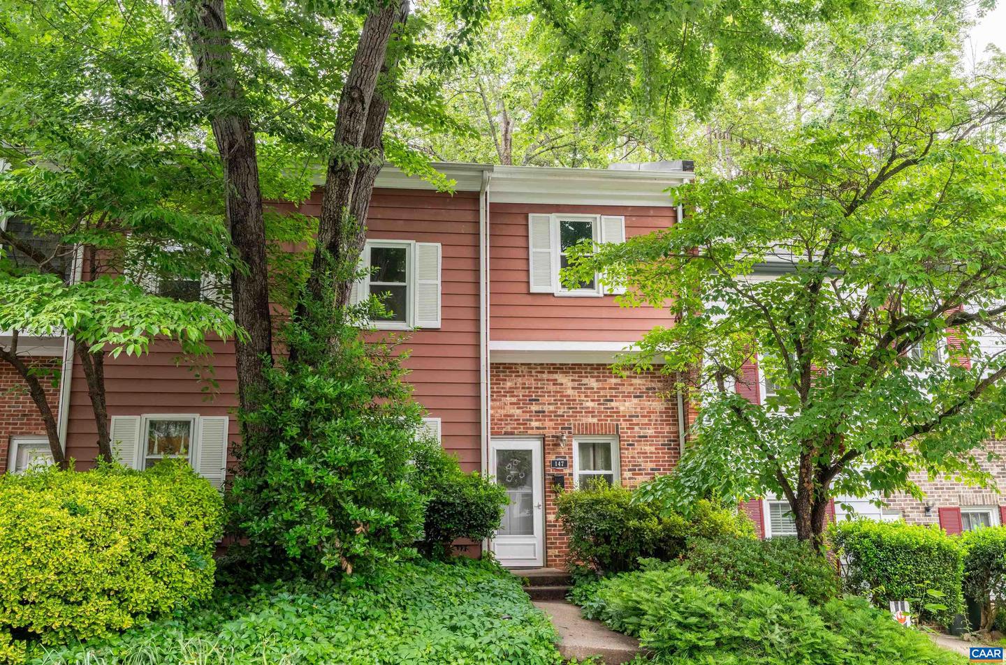 147 SCARBOROUGH PL, CHARLOTTESVILLE, Virginia 22903, 3 Bedrooms Bedrooms, ,2 BathroomsBathrooms,Residential,For sale,147 SCARBOROUGH PL,665261 MLS # 665261