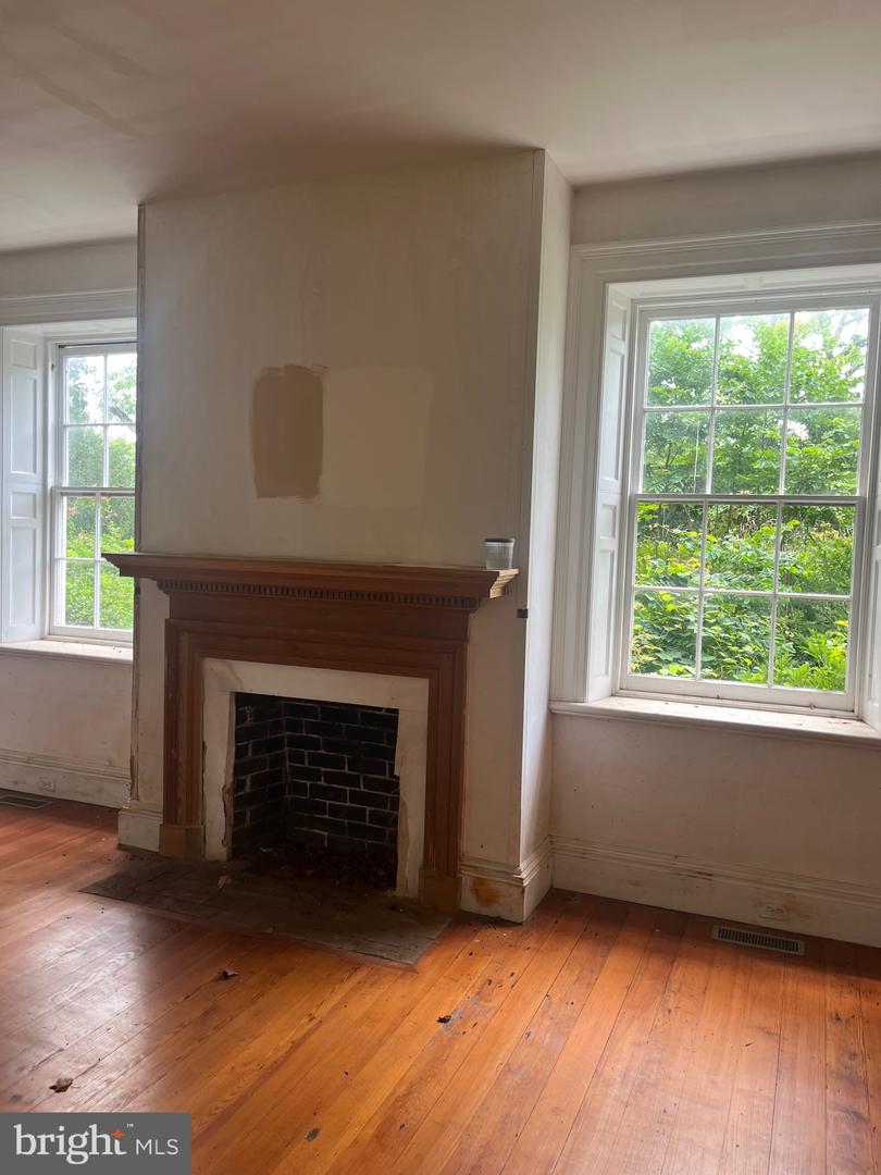 12261 OLD GORDONSVILLE RD, ORANGE, Virginia 22960, 5 Bedrooms Bedrooms, 15 Rooms Rooms,4 BathroomsBathrooms,Residential,For sale,12261 OLD GORDONSVILLE RD,VAOR2009826 MLS # VAOR2009826