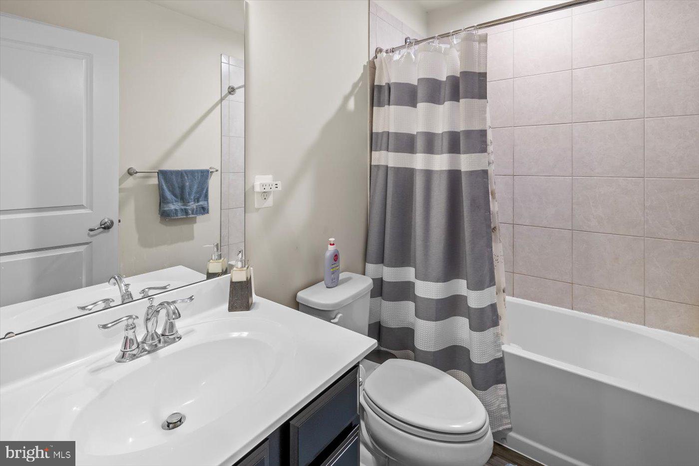 8450 DEVRIES LN, SPOTSYLVANIA, Virginia 22553, 3 Bedrooms Bedrooms, ,2 BathroomsBathrooms,Residential,For sale,8450 DEVRIES LN,VASP2033586 MLS # VASP2033586