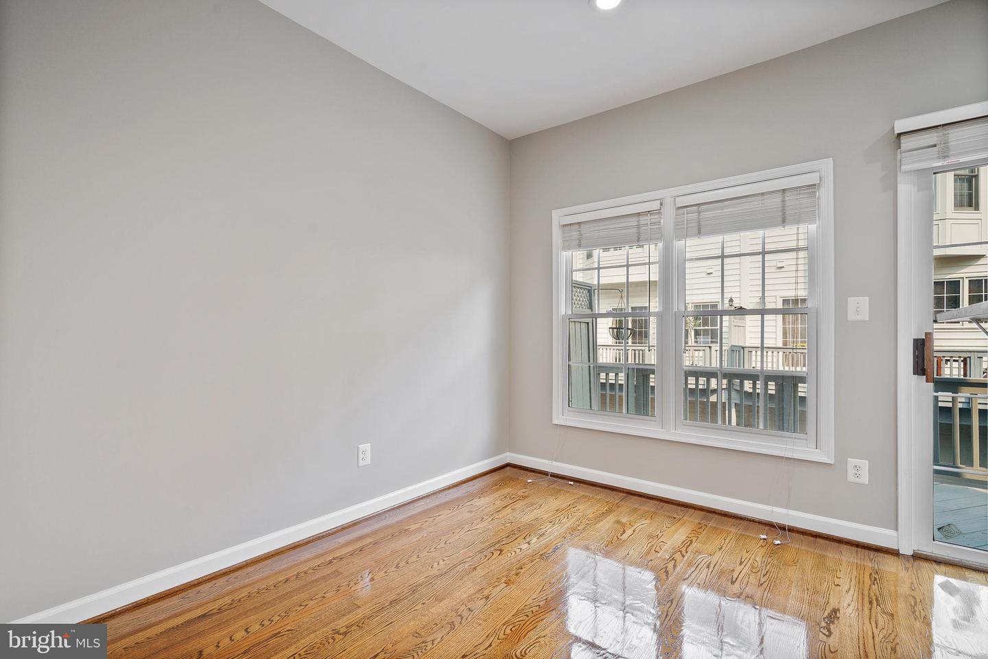 8837 ASHGROVE HOUSE LN, VIENNA, Virginia 22182, 3 Bedrooms Bedrooms, ,3 BathroomsBathrooms,Residential,For sale,8837 ASHGROVE HOUSE LN,VAFX2244492 MLS # VAFX2244492