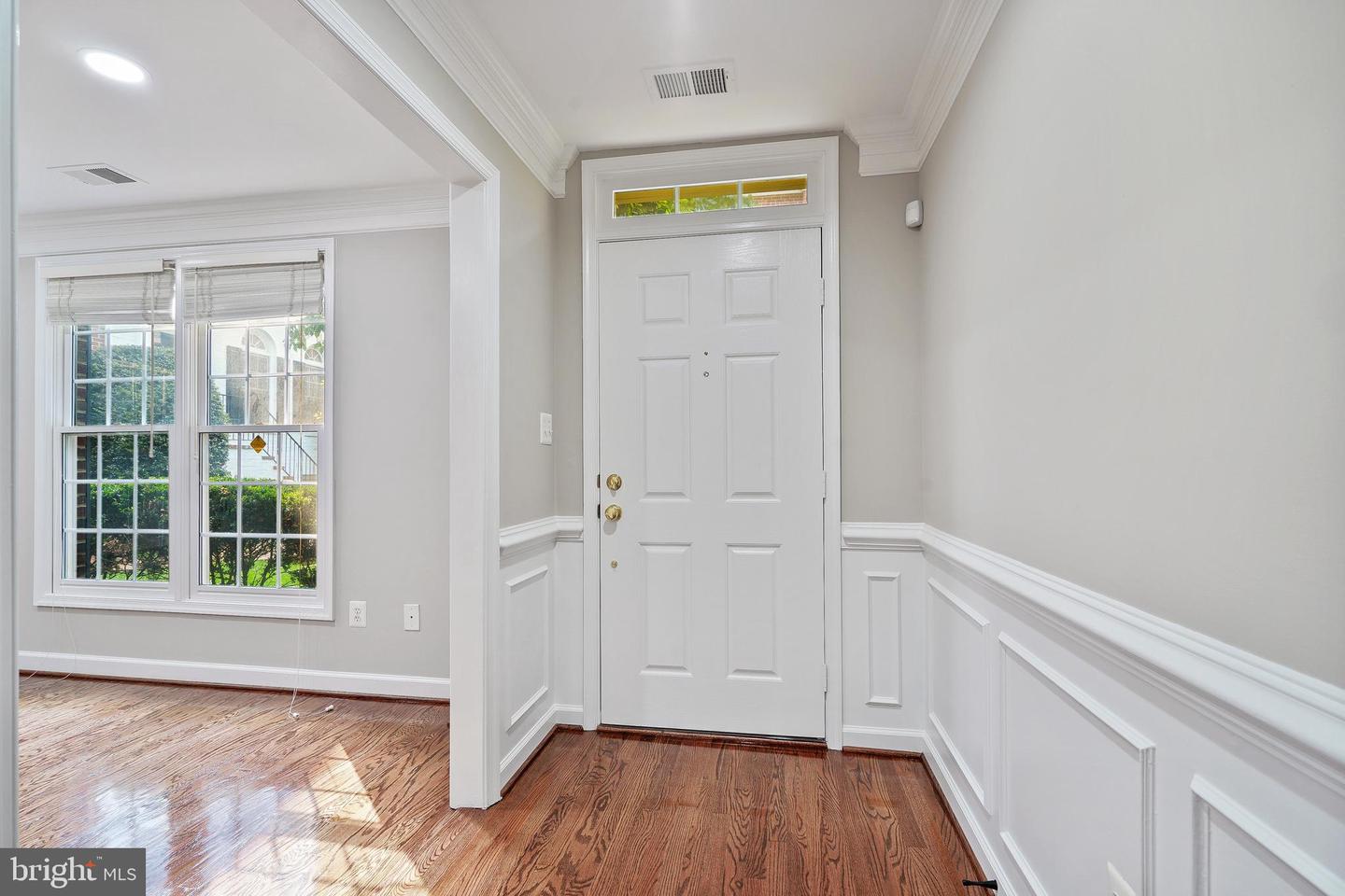 8837 ASHGROVE HOUSE LN, VIENNA, Virginia 22182, 3 Bedrooms Bedrooms, ,3 BathroomsBathrooms,Residential,For sale,8837 ASHGROVE HOUSE LN,VAFX2244492 MLS # VAFX2244492