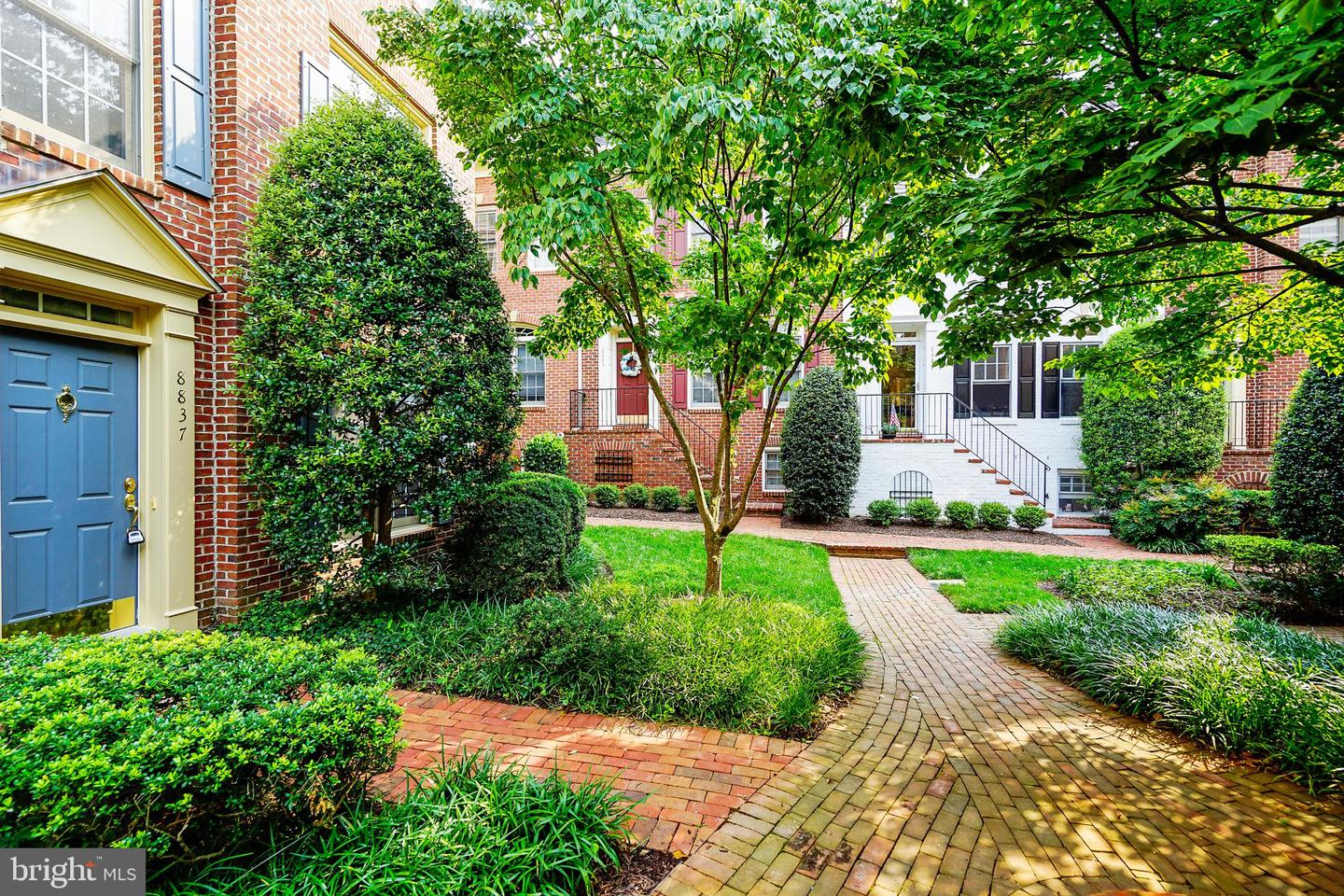 8837 ASHGROVE HOUSE LN, VIENNA, Virginia 22182, 3 Bedrooms Bedrooms, ,3 BathroomsBathrooms,Residential,For sale,8837 ASHGROVE HOUSE LN,VAFX2244492 MLS # VAFX2244492