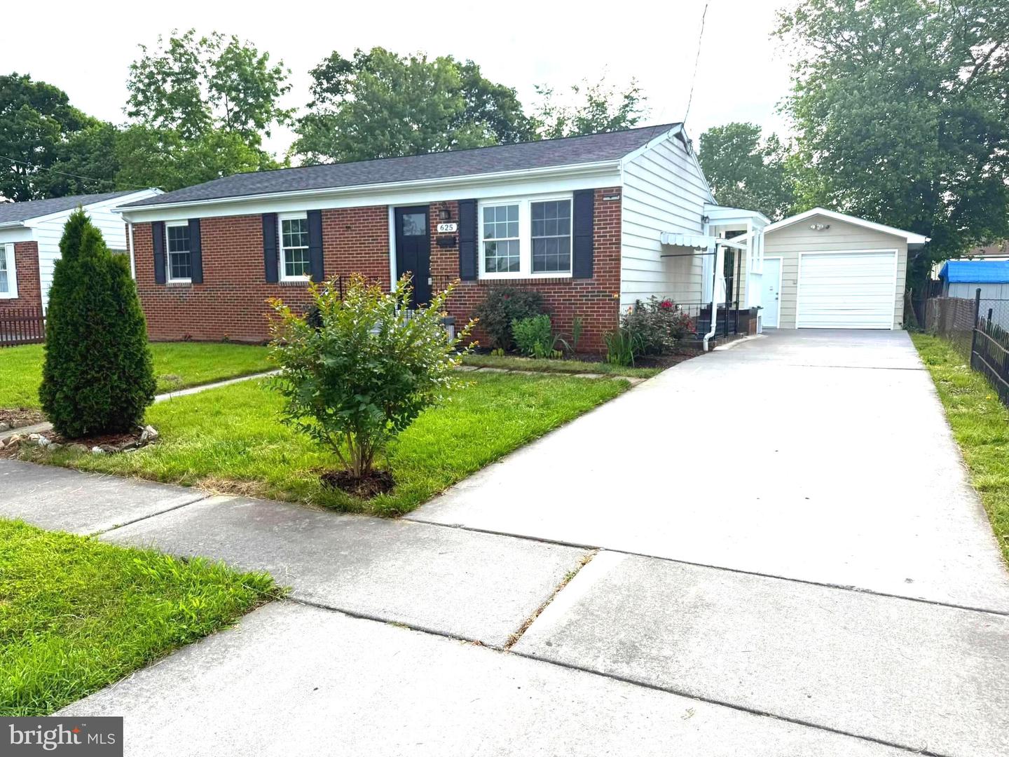 625 BUTLER AVE, WINCHESTER, Virginia 22601, 5 Bedrooms Bedrooms, ,2 BathroomsBathrooms,Residential,For sale,625 BUTLER AVE,VAWI2007880 MLS # VAWI2007880