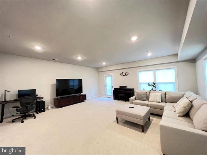 6730 24TH CT N, ARLINGTON, Virginia 22205, 4 Bedrooms Bedrooms, ,4 BathroomsBathrooms,Residential,For sale,6730 24TH CT N,VAAR2058532 MLS # VAAR2058532