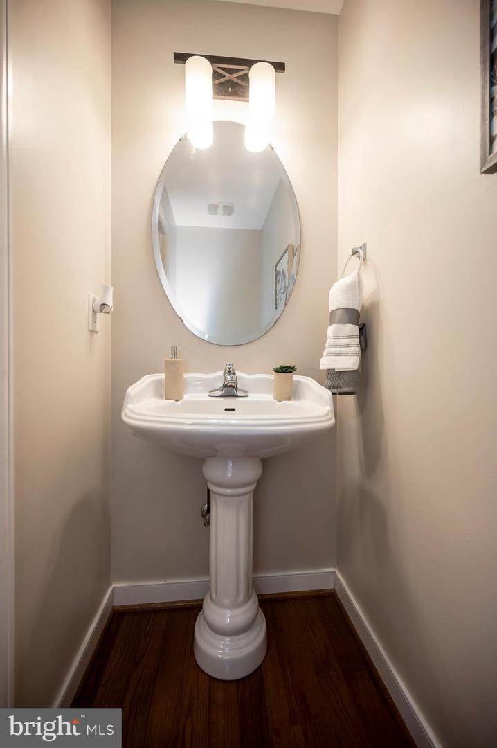 15440 OLD RIDGE RD, BEAVERDAM, Virginia 23015, 5 Bedrooms Bedrooms, ,3 BathroomsBathrooms,Residential,For sale,15440 OLD RIDGE RD,VAHA2001004 MLS # VAHA2001004