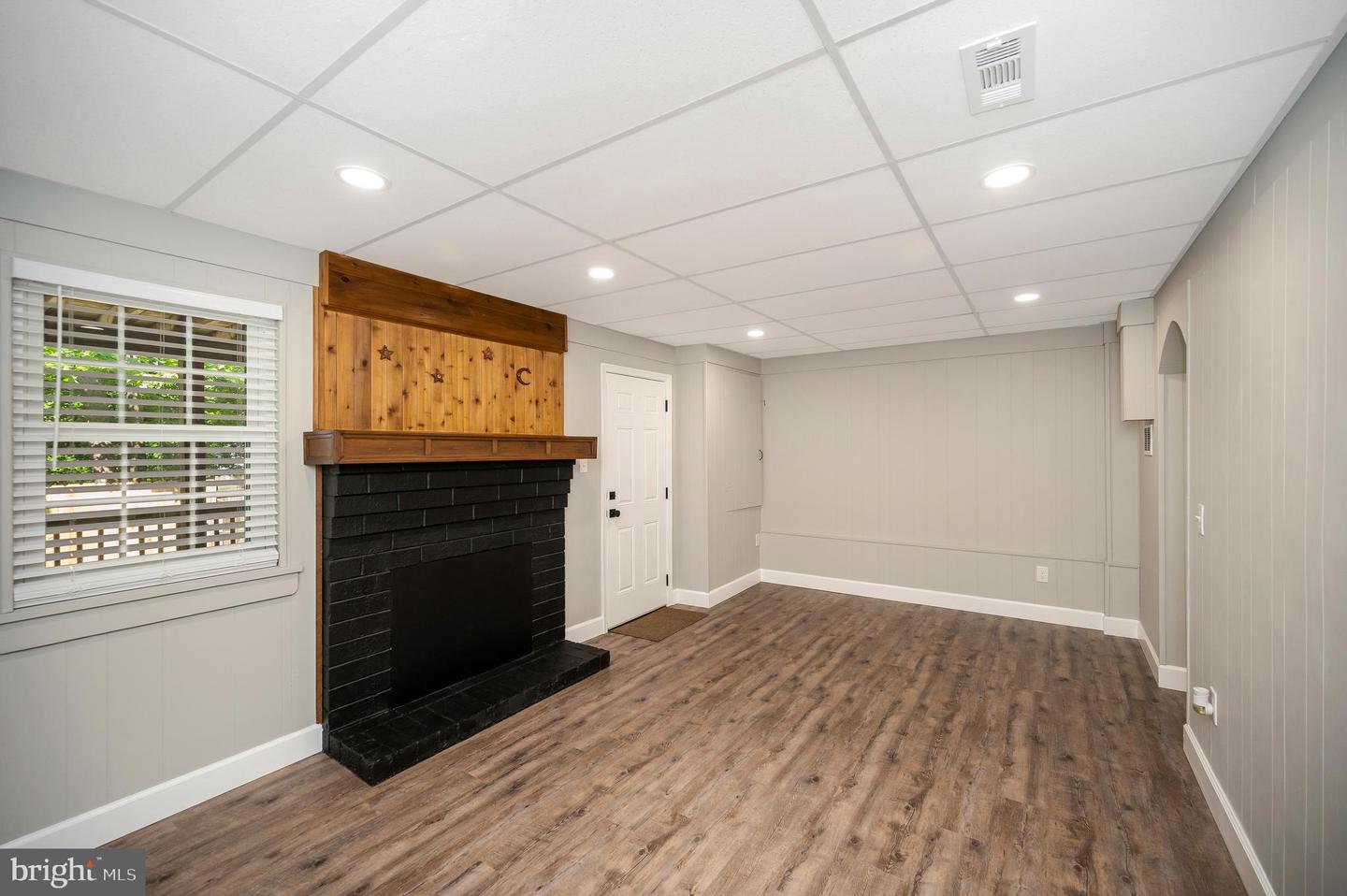 107 OAK DR, STAFFORD, Virginia 22554, 3 Bedrooms Bedrooms, ,2 BathroomsBathrooms,Residential,For sale,107 OAK DR,VAST2039402 MLS # VAST2039402