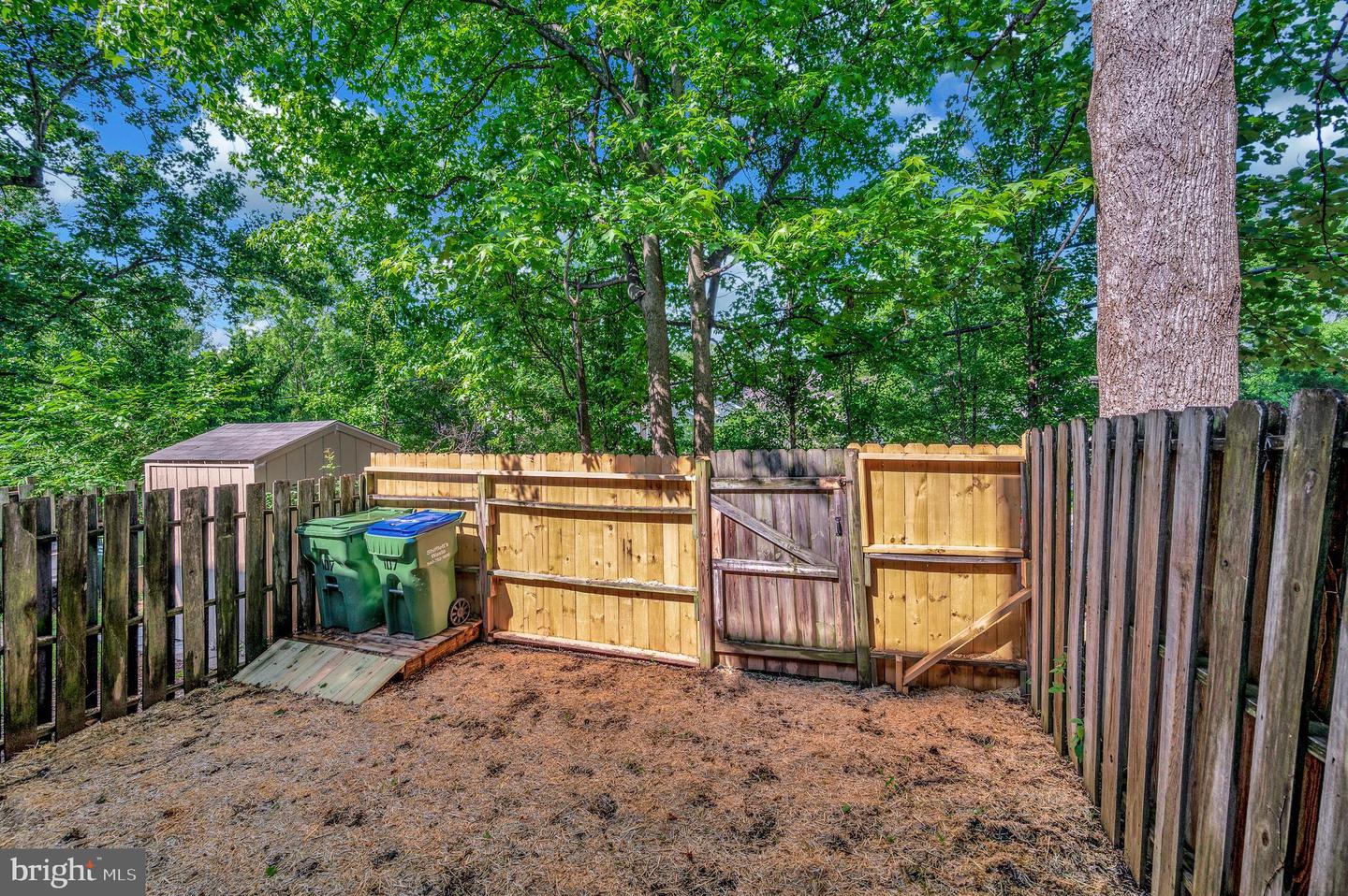 107 OAK DR, STAFFORD, Virginia 22554, 3 Bedrooms Bedrooms, ,2 BathroomsBathrooms,Residential,For sale,107 OAK DR,VAST2039402 MLS # VAST2039402