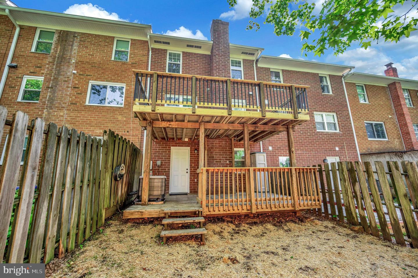 107 OAK DR, STAFFORD, Virginia 22554, 3 Bedrooms Bedrooms, ,2 BathroomsBathrooms,Residential,For sale,107 OAK DR,VAST2039402 MLS # VAST2039402