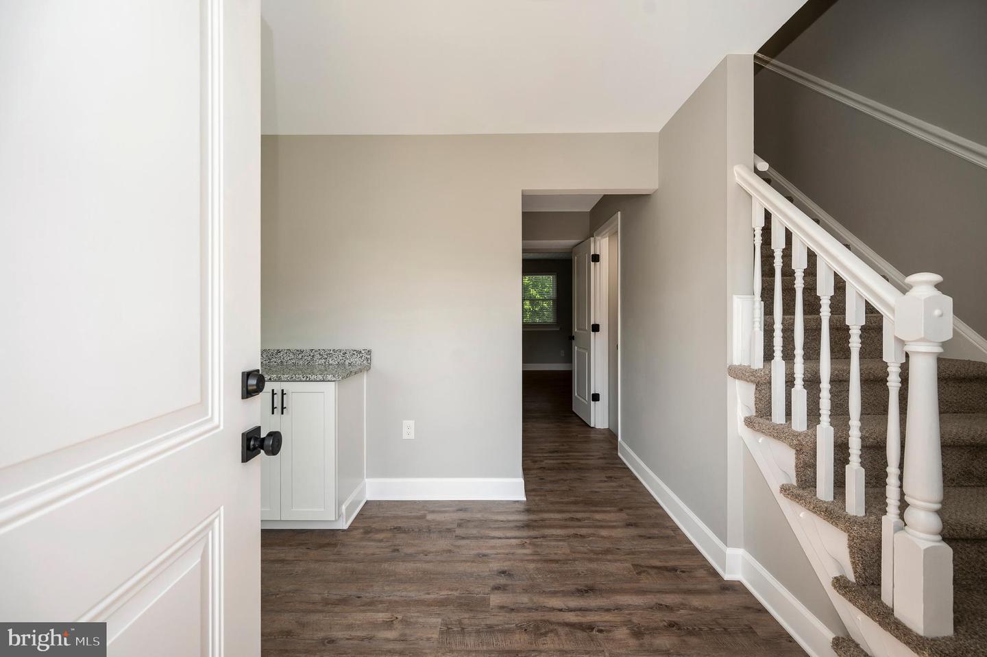 107 OAK DR, STAFFORD, Virginia 22554, 3 Bedrooms Bedrooms, ,2 BathroomsBathrooms,Residential,For sale,107 OAK DR,VAST2039402 MLS # VAST2039402