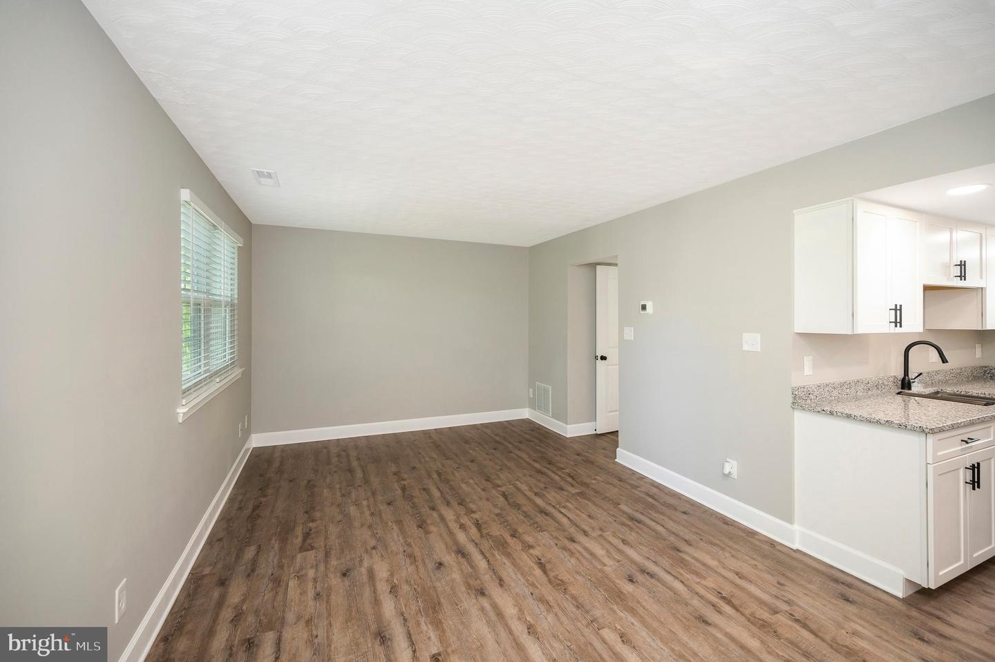 107 OAK DR, STAFFORD, Virginia 22554, 3 Bedrooms Bedrooms, ,2 BathroomsBathrooms,Residential,For sale,107 OAK DR,VAST2039402 MLS # VAST2039402