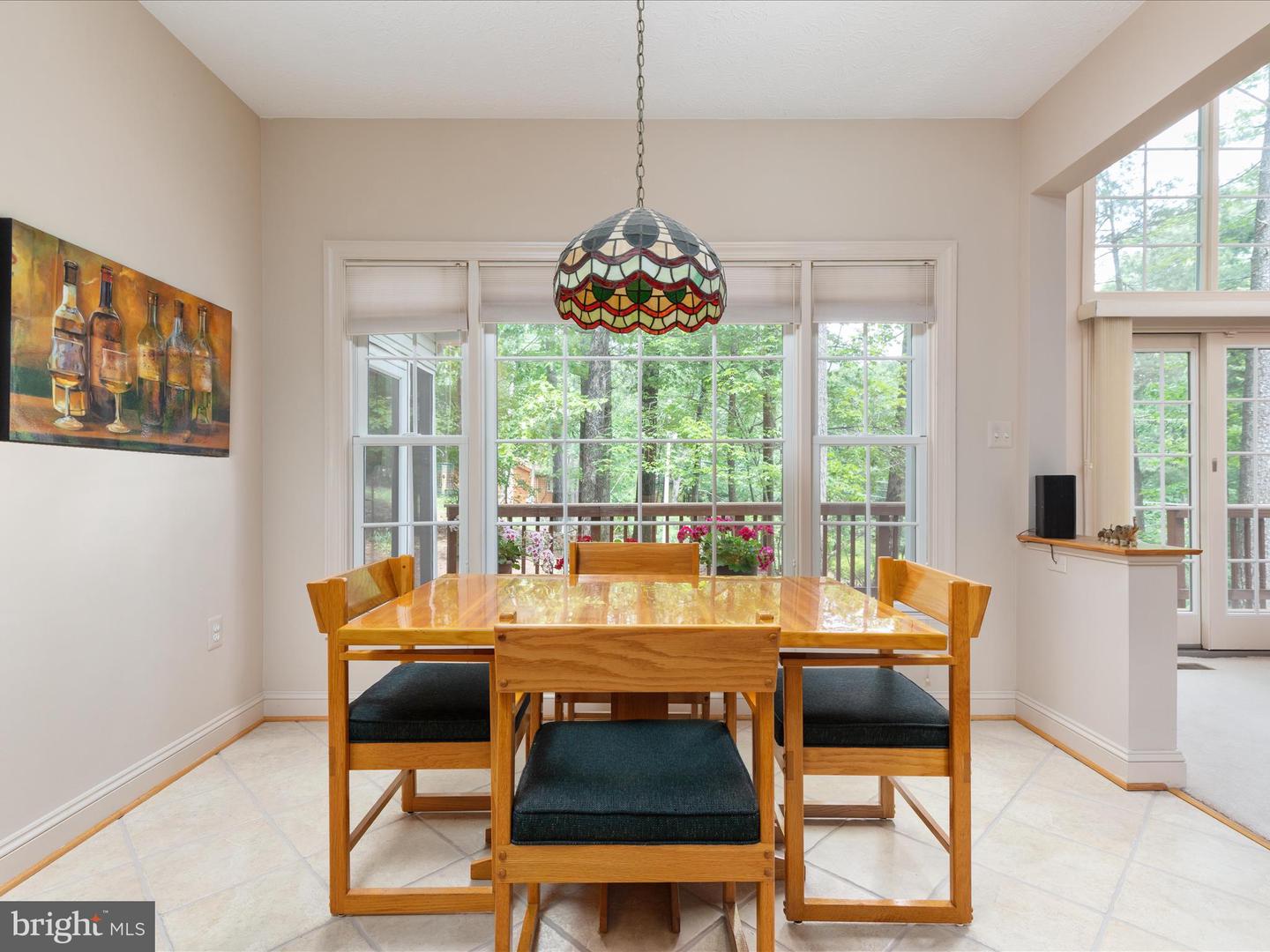 228 SUNSET CIR, CROSS JUNCTION, Virginia 22625, 4 Bedrooms Bedrooms, ,2 BathroomsBathrooms,Residential,For sale,228 SUNSET CIR,VAFV2034574 MLS # VAFV2034574