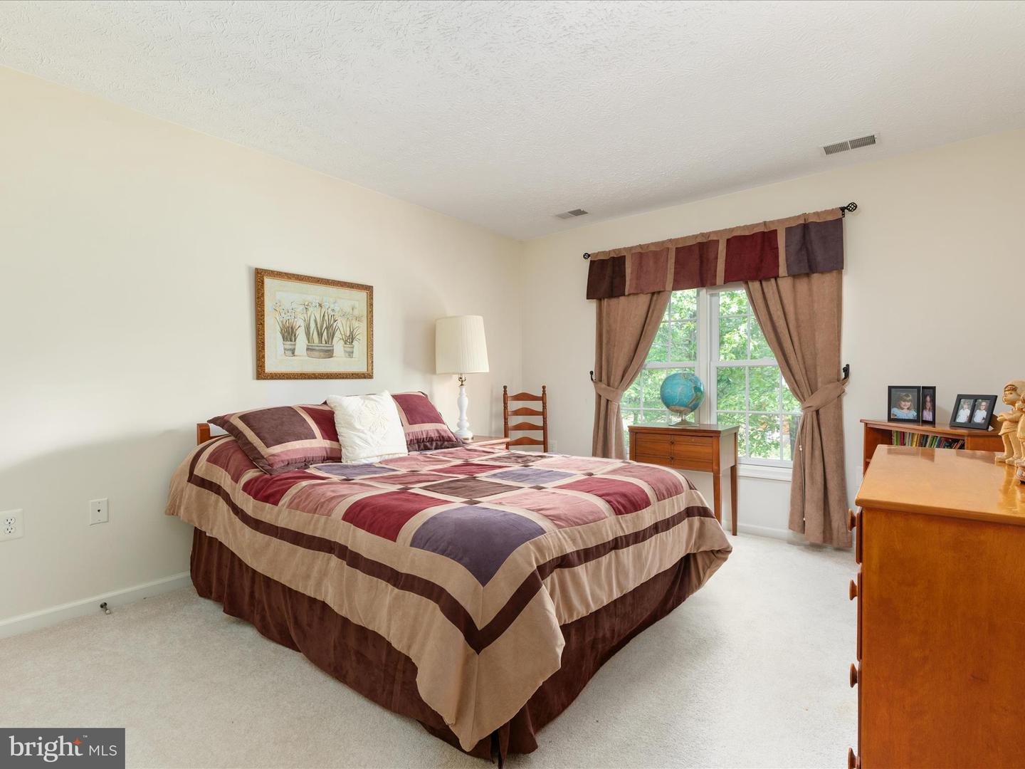 228 SUNSET CIR, CROSS JUNCTION, Virginia 22625, 4 Bedrooms Bedrooms, ,2 BathroomsBathrooms,Residential,For sale,228 SUNSET CIR,VAFV2034574 MLS # VAFV2034574
