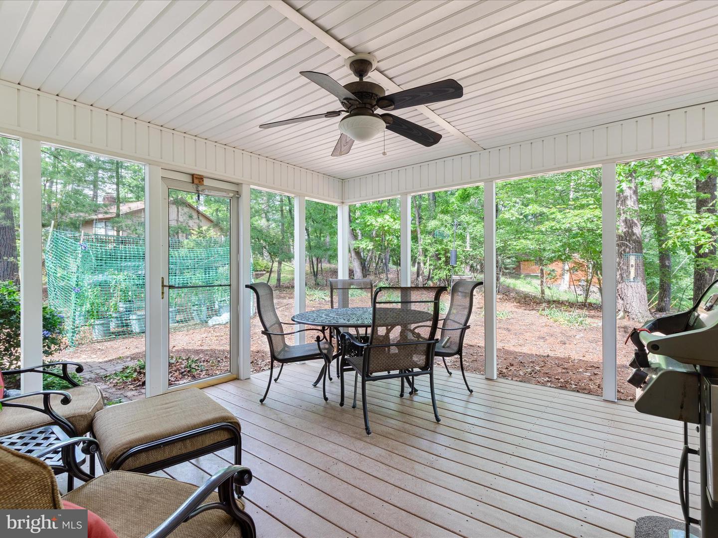 228 SUNSET CIR, CROSS JUNCTION, Virginia 22625, 4 Bedrooms Bedrooms, ,2 BathroomsBathrooms,Residential,For sale,228 SUNSET CIR,VAFV2034574 MLS # VAFV2034574