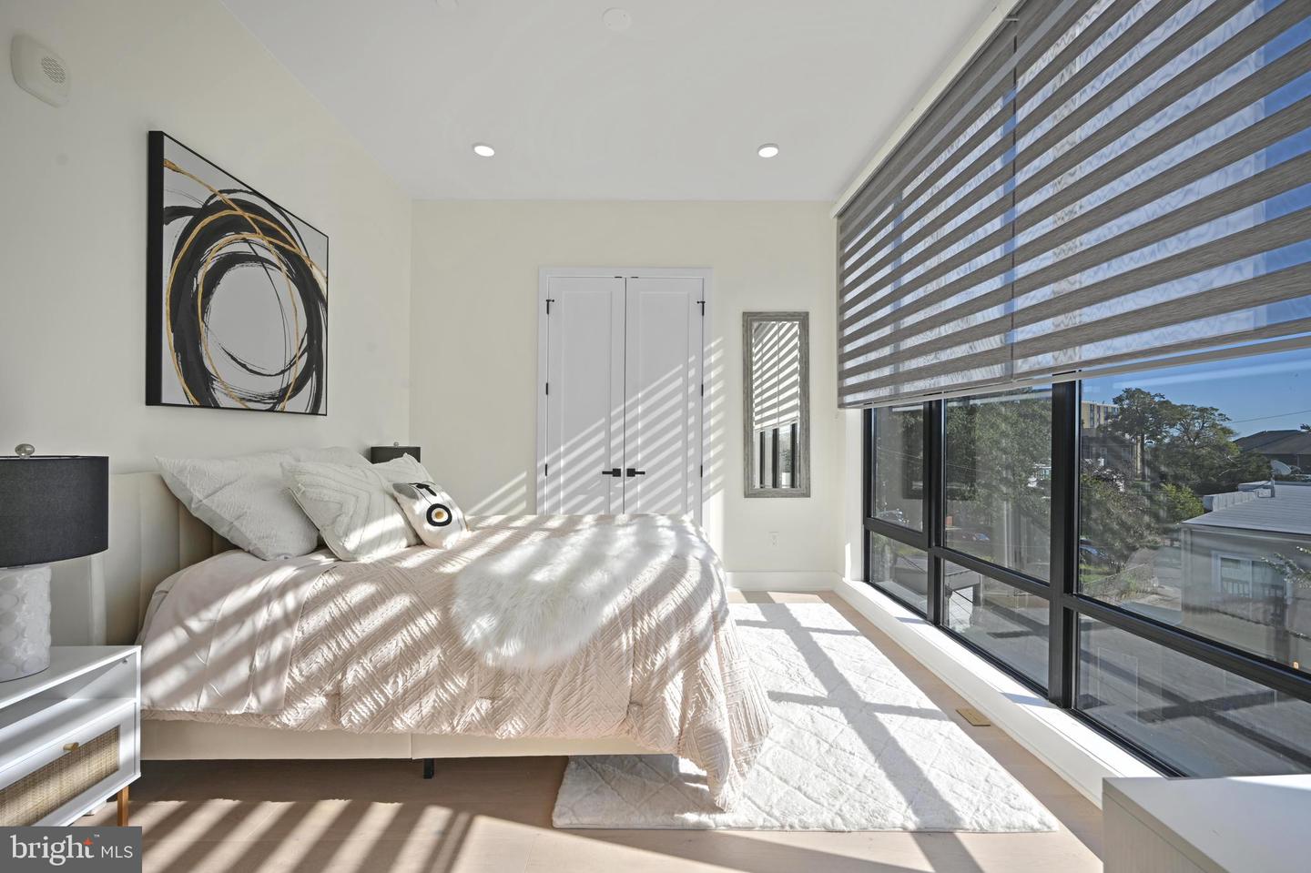 517 MONTANA AVE NE #3, WASHINGTON, District Of Columbia 20017, 3 Bedrooms Bedrooms, ,2 BathroomsBathrooms,Residential,For sale,517 MONTANA AVE NE #3,DCDC2203444 MLS # DCDC2203444