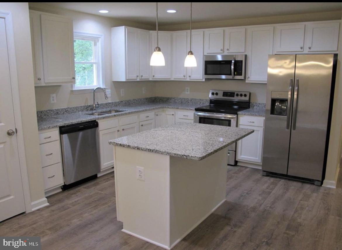 520 GLEBE RD S, MONTROSS, Virginia 22520, 3 Bedrooms Bedrooms, ,2 BathroomsBathrooms,Residential,For sale,520 GLEBE RD S,VAWE2009030 MLS # VAWE2009030