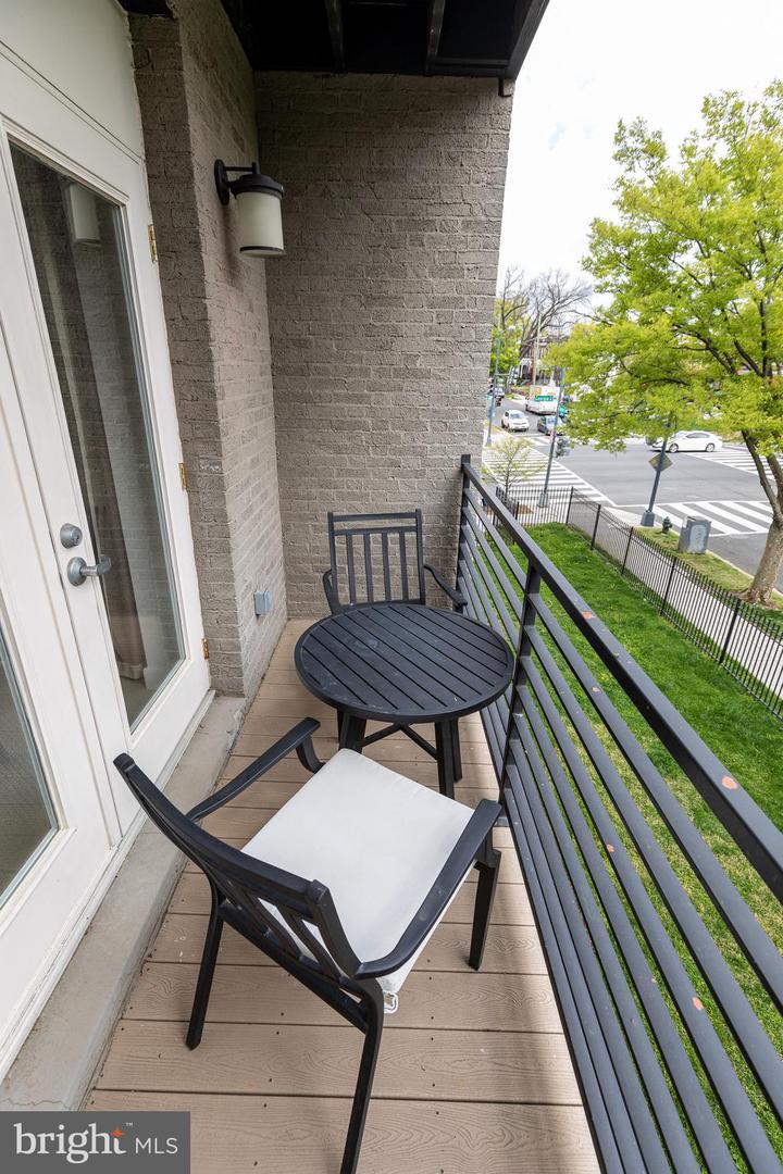 4800 GEORGIA AVE NW #201, WASHINGTON, District Of Columbia 20011, 2 Bedrooms Bedrooms, ,2 BathroomsBathrooms,Residential,For sale,4800 GEORGIA AVE NW #201,DCDC2203458 MLS # DCDC2203458