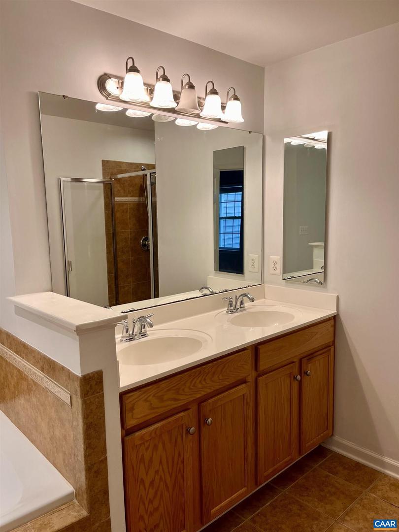 2733 ALDERSGATE WAY, CHARLOTTESVILLE, Virginia 22911, 4 Bedrooms Bedrooms, ,3 BathroomsBathrooms,Residential,For sale,2733 ALDERSGATE WAY,665179 MLS # 665179