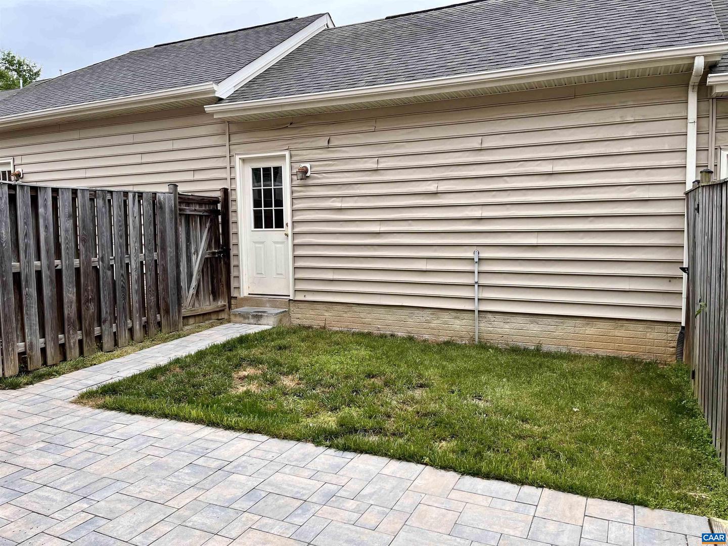 2733 ALDERSGATE WAY, CHARLOTTESVILLE, Virginia 22911, 4 Bedrooms Bedrooms, ,3 BathroomsBathrooms,Residential,For sale,2733 ALDERSGATE WAY,665179 MLS # 665179