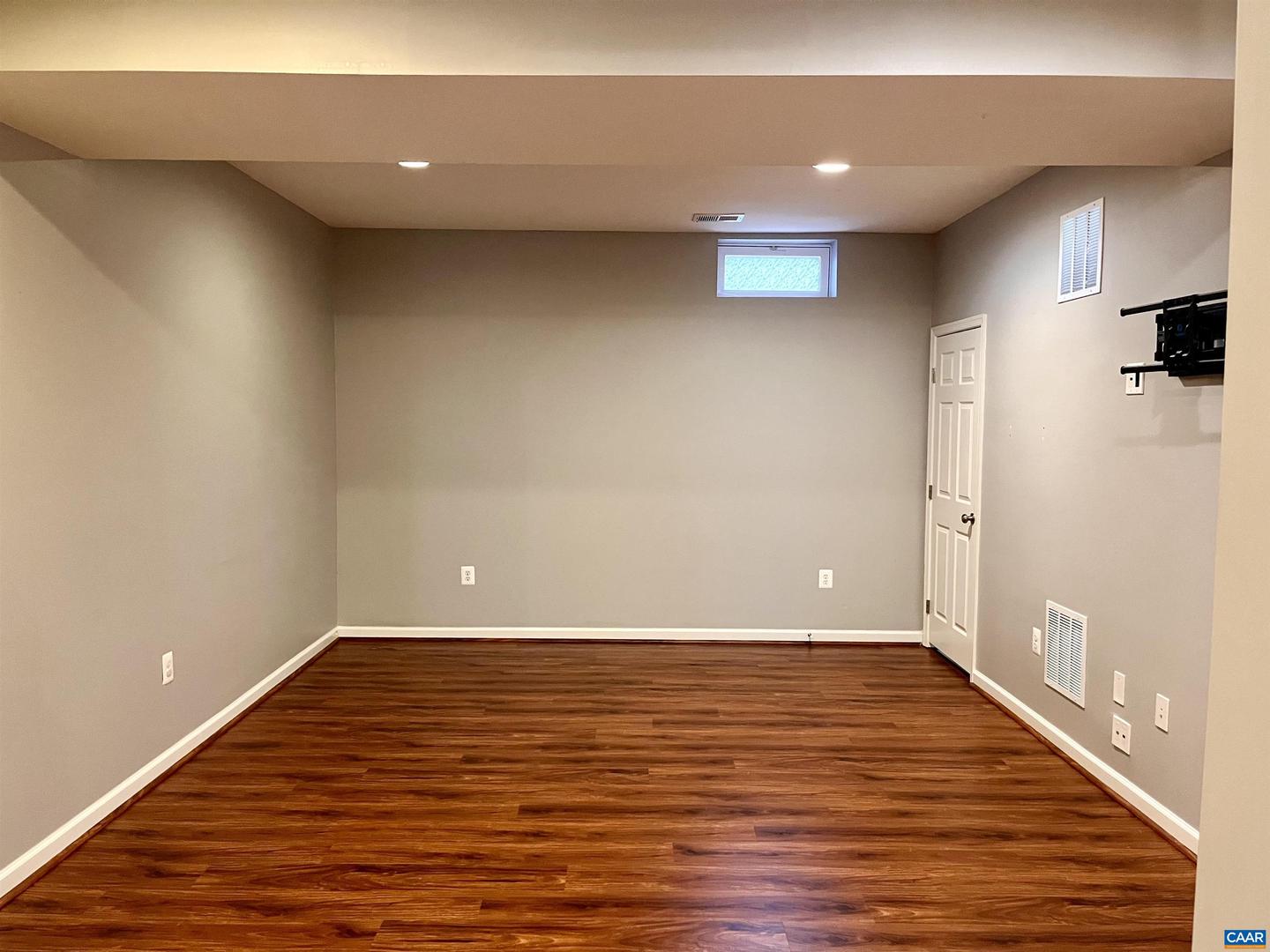 2733 ALDERSGATE WAY, CHARLOTTESVILLE, Virginia 22911, 4 Bedrooms Bedrooms, ,3 BathroomsBathrooms,Residential,For sale,2733 ALDERSGATE WAY,665179 MLS # 665179