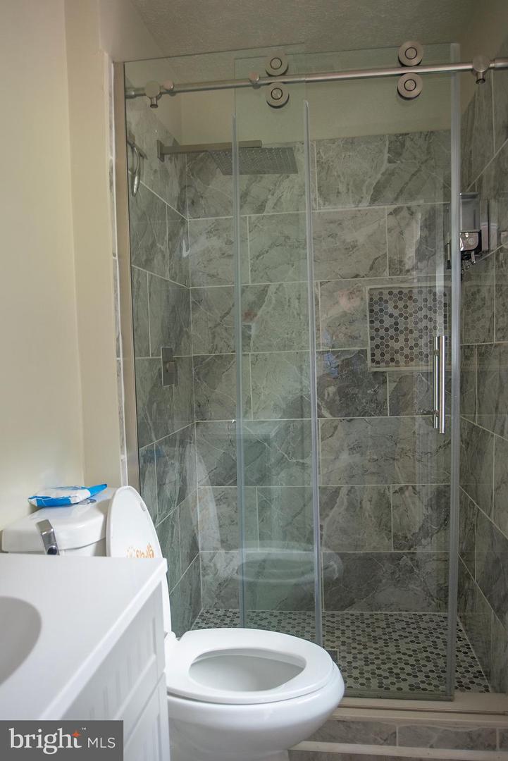 24 GALT WAY, STAFFORD, Virginia 22554, 5 Bedrooms Bedrooms, ,3 BathroomsBathrooms,Residential,For sale,24 GALT WAY,VAST2039408 MLS # VAST2039408