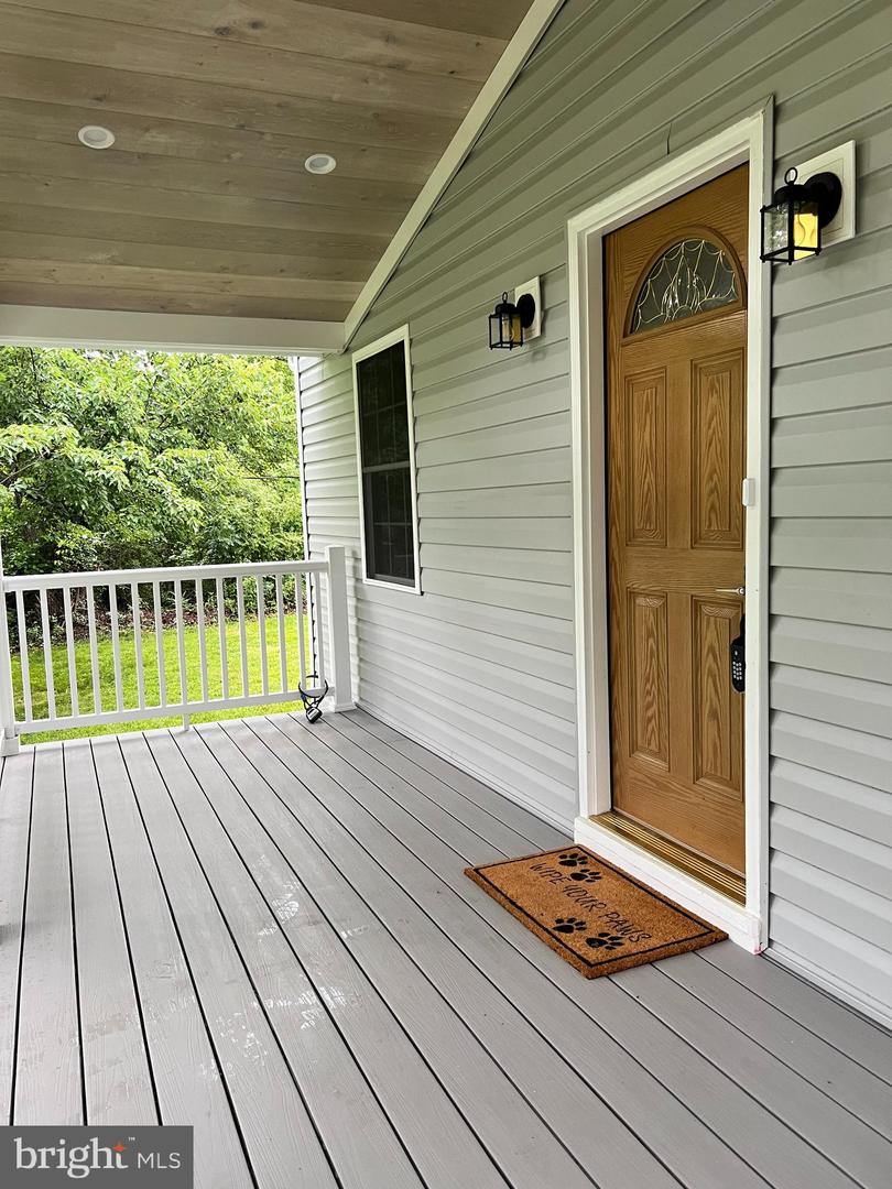 34 HORNETS NEST LN, FREDERICKSBURG, Virginia 22405, 2 Bedrooms Bedrooms, ,1 BathroomBathrooms,Residential,For sale,34 HORNETS NEST LN,VAST2039410 MLS # VAST2039410
