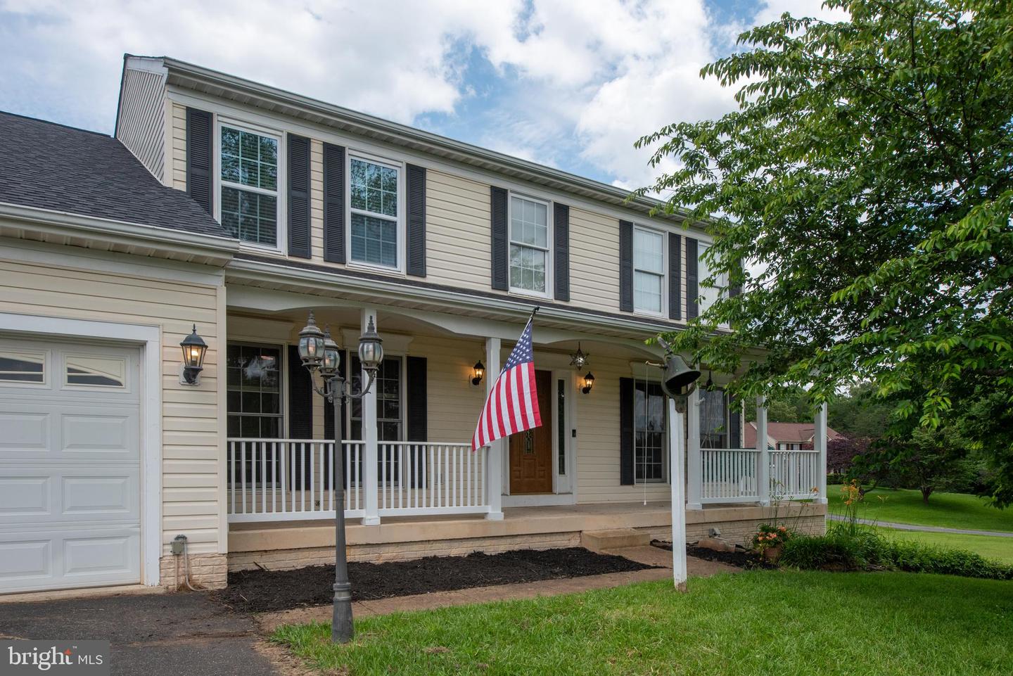 13507 FOX CHASE LN, SPOTSYLVANIA, Virginia 22553, 4 Bedrooms Bedrooms, ,3 BathroomsBathrooms,Residential,For sale,13507 FOX CHASE LN,VASP2033622 MLS # VASP2033622