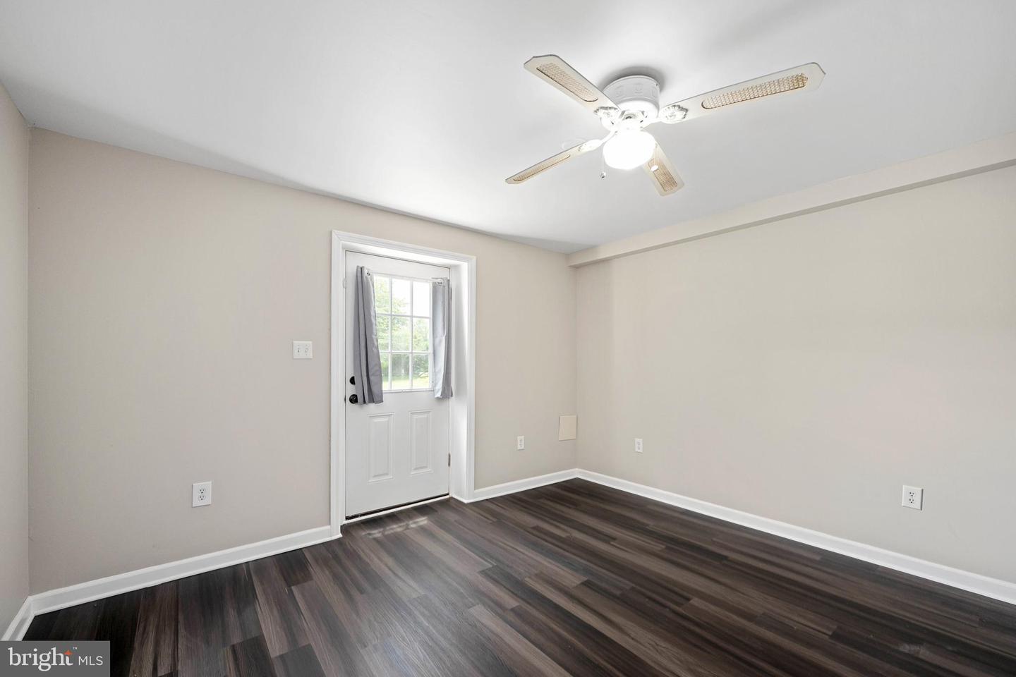 13507 FOX CHASE LN, SPOTSYLVANIA, Virginia 22553, 4 Bedrooms Bedrooms, ,3 BathroomsBathrooms,Residential,For sale,13507 FOX CHASE LN,VASP2033622 MLS # VASP2033622